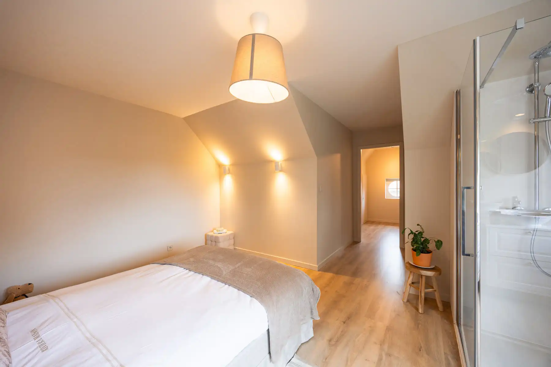 Prachtig gemoderniseerde, instapklare gezinswoning foto 20