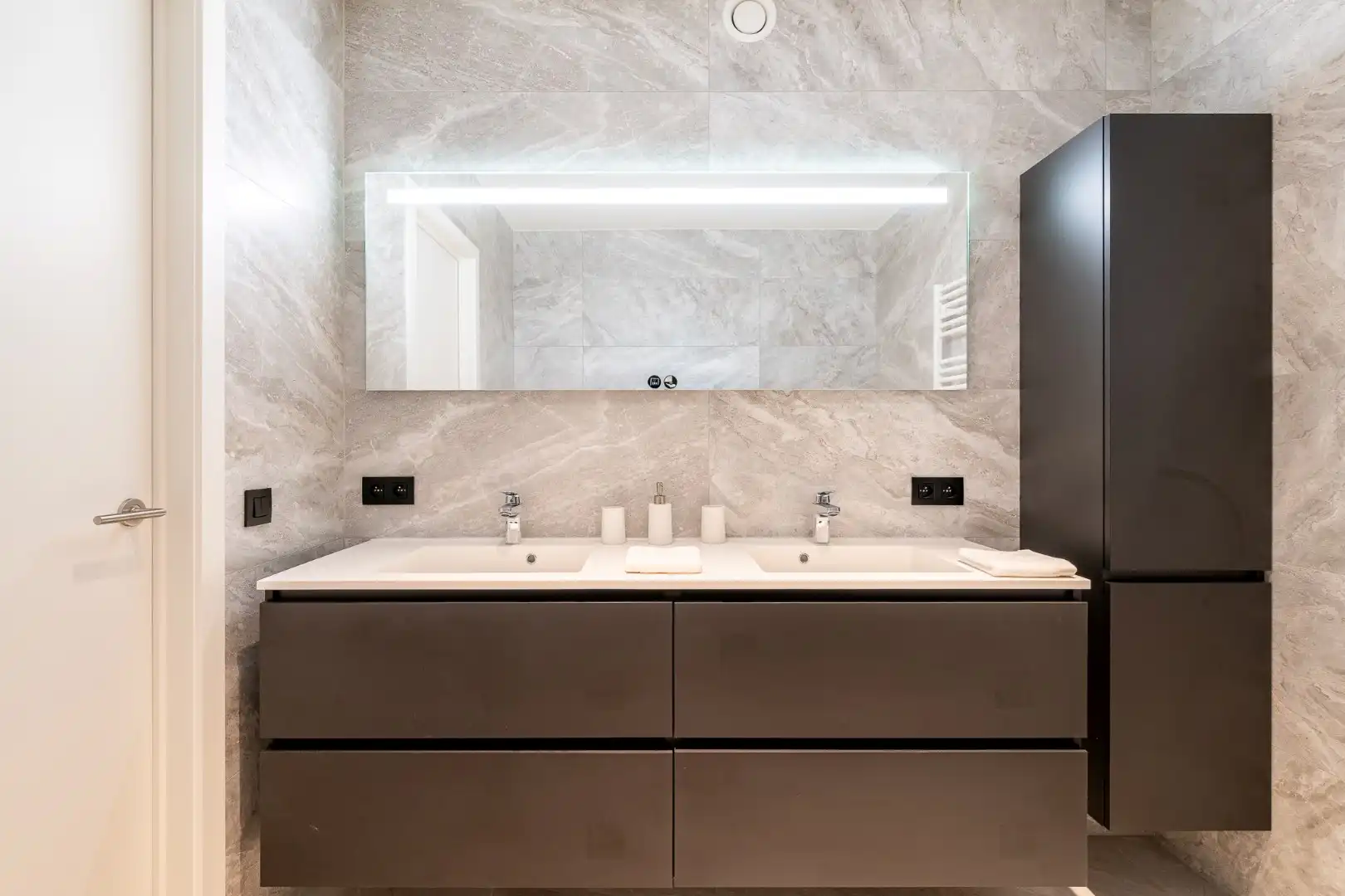 Nieuwbouw appartement met open verzichten vanop het zuid gericht terras foto 14