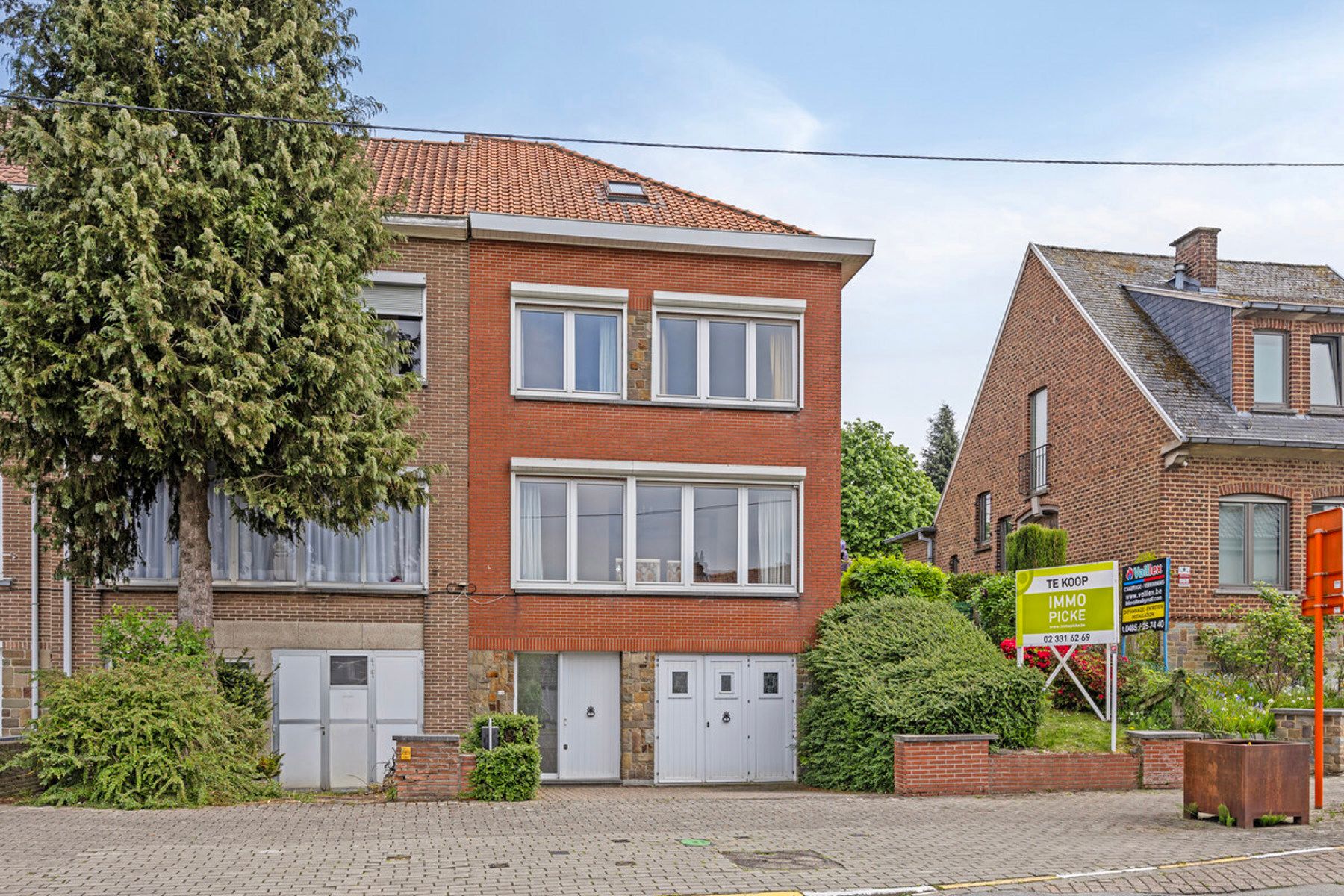 OPTIE Bel-etage woning met 4 slaapkamers, garage en tuin foto 2