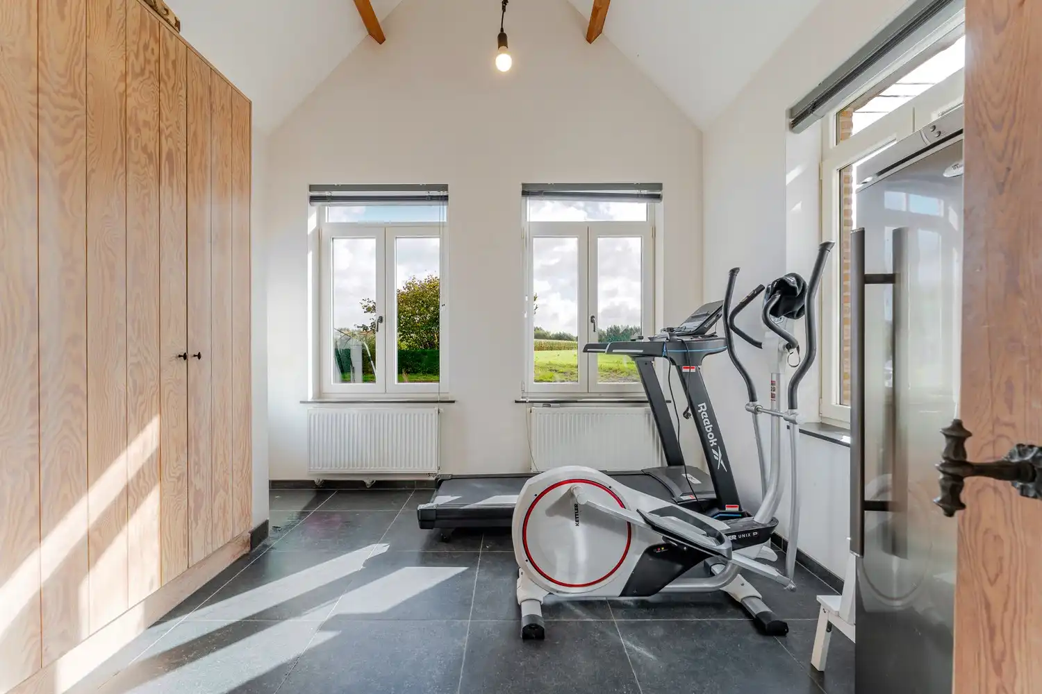 Prachtige woning met landelijk karakter te Wielsbeke. foto 16