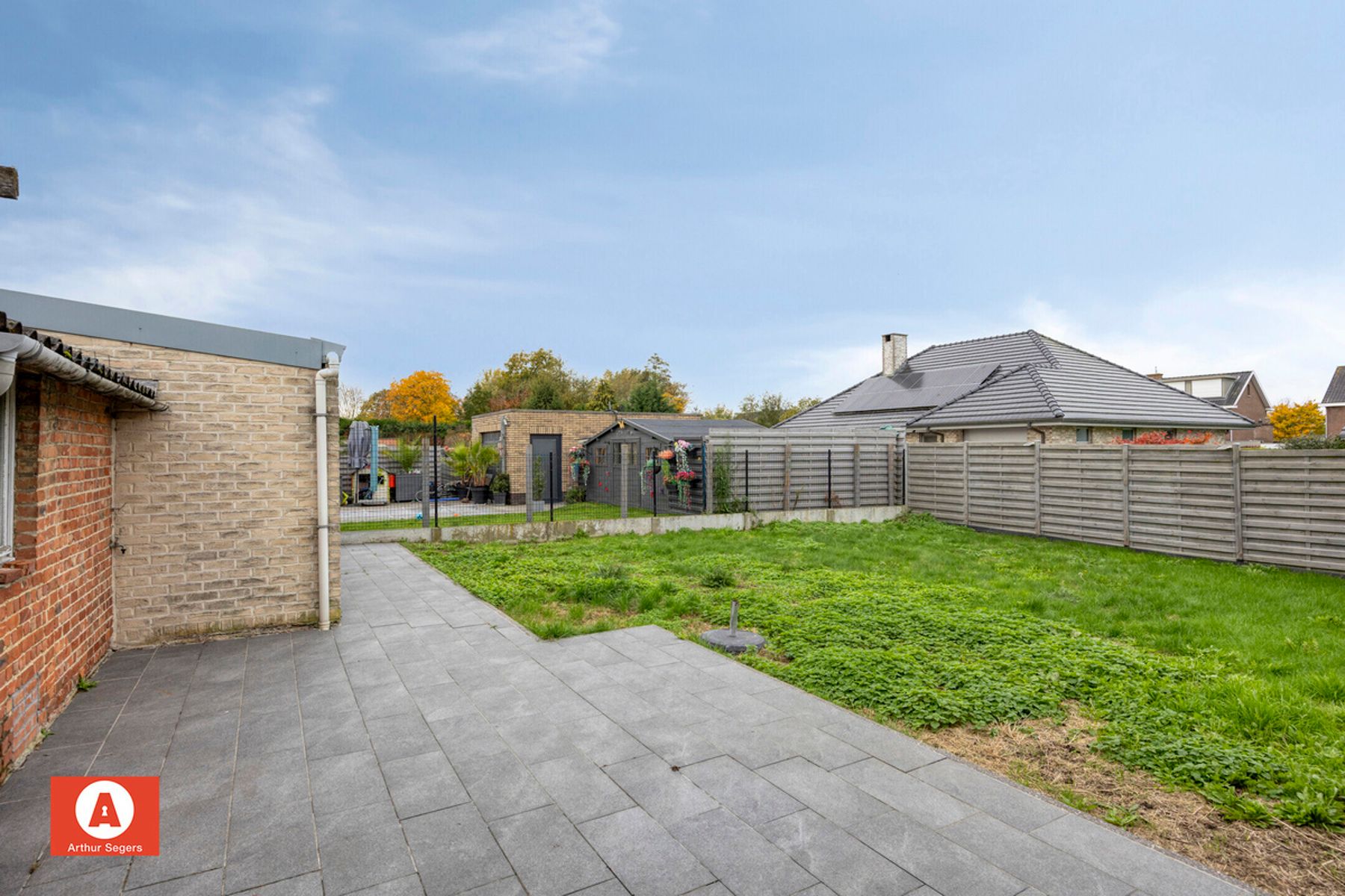 Instapklare en solide woning nabij het centrum van Opstal foto 22