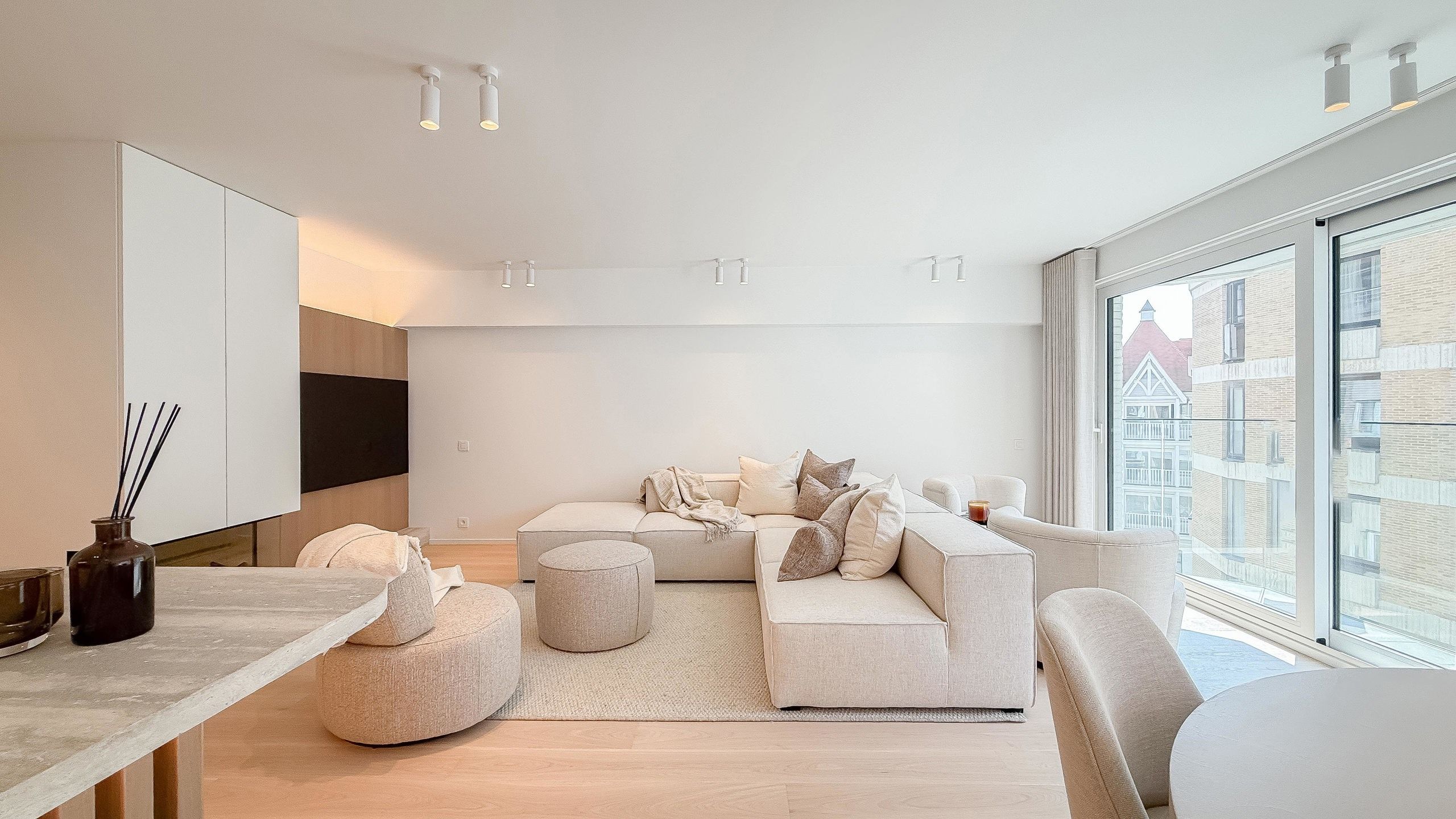 Volledig gerenoveerd appartement / Gemeubileerd / met garage foto 15