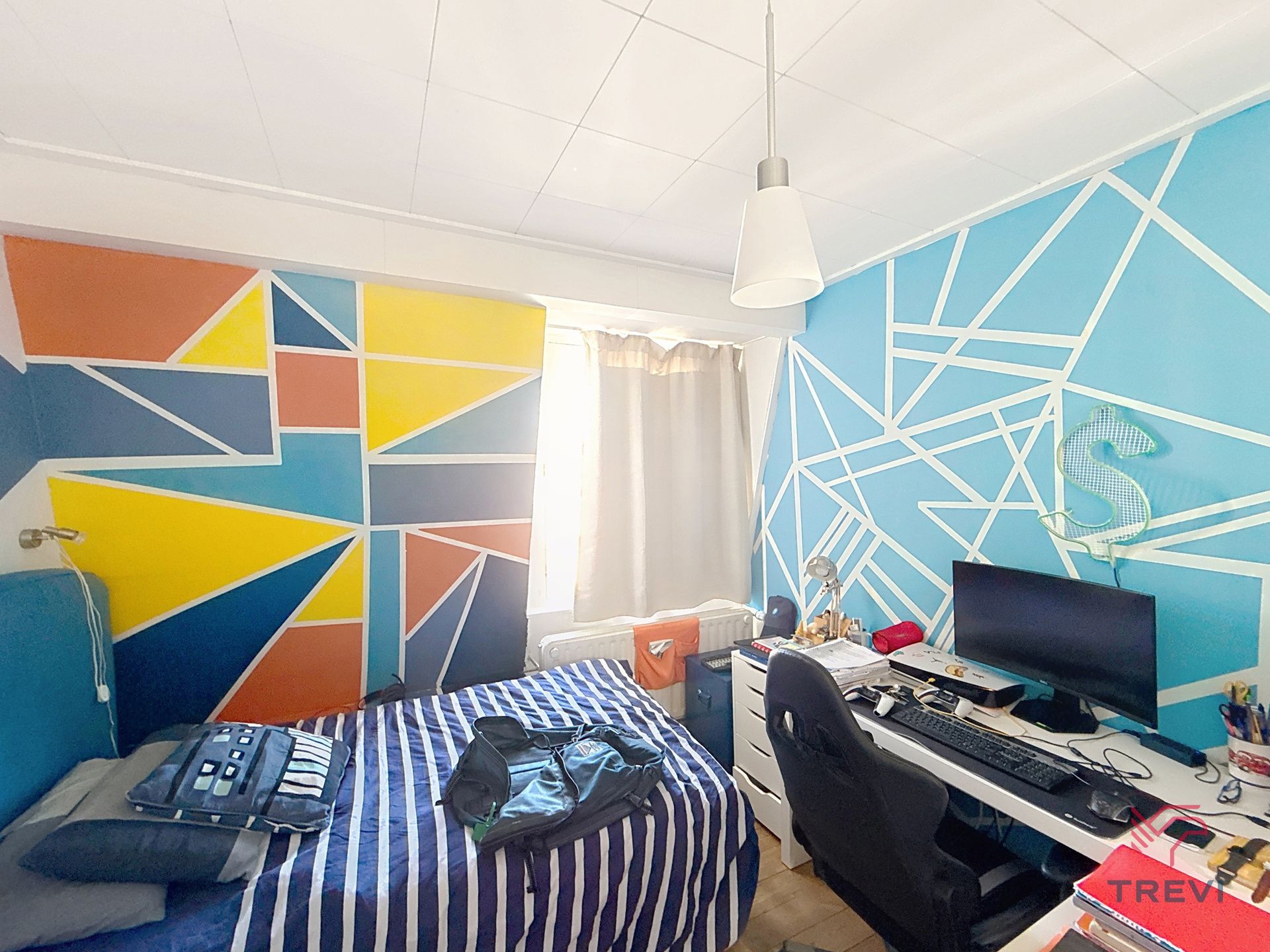 Eengezinswoning met 4 slaapkamers + kantoor en tuin! foto 9