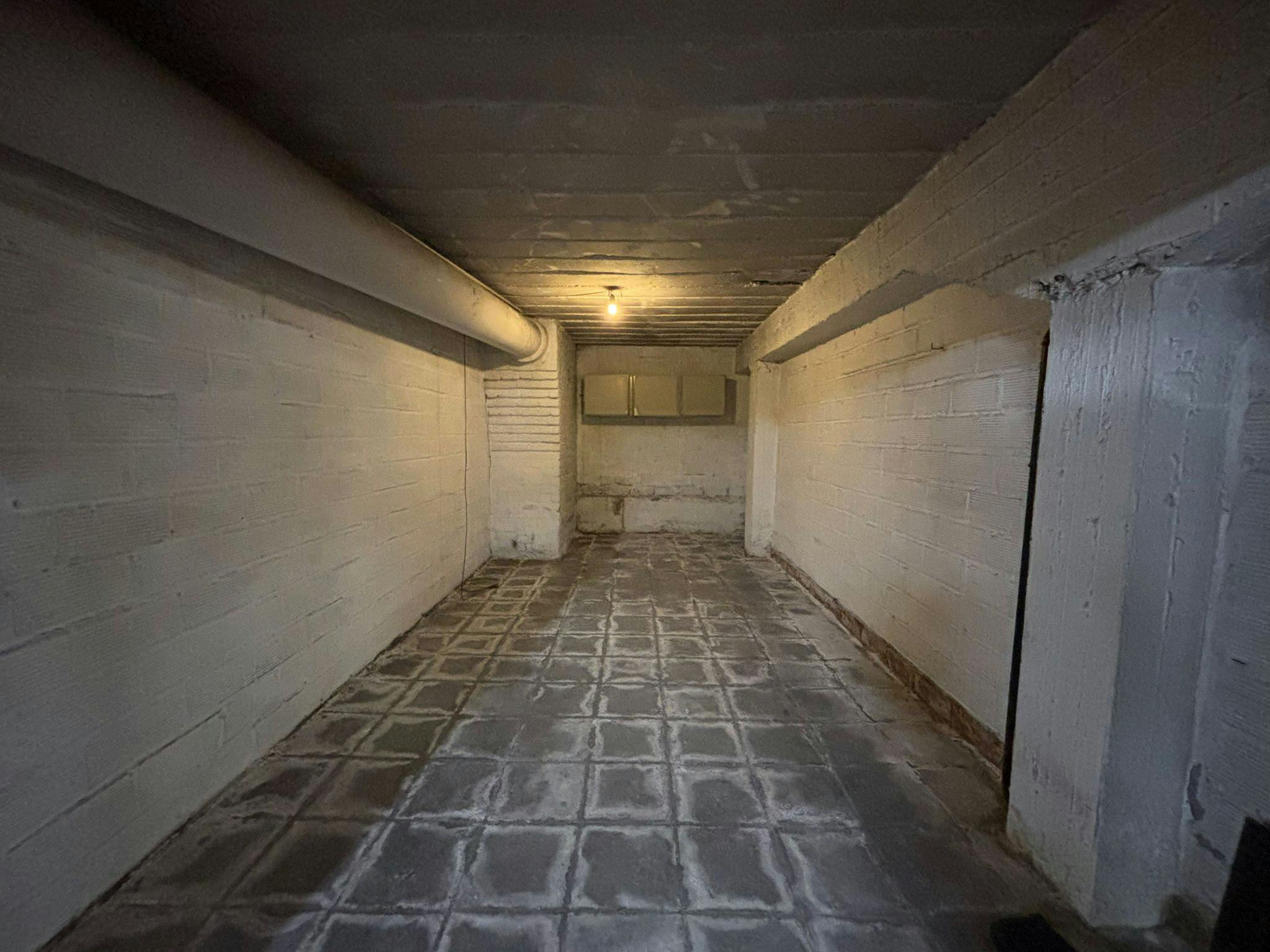 Gesloten garagebox te koop Zeedijk Blankenberge foto 2