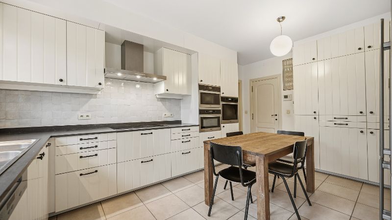 Zeer ruime villa van 432m² op 21 are vlakbij golf-en meerdomein foto 12