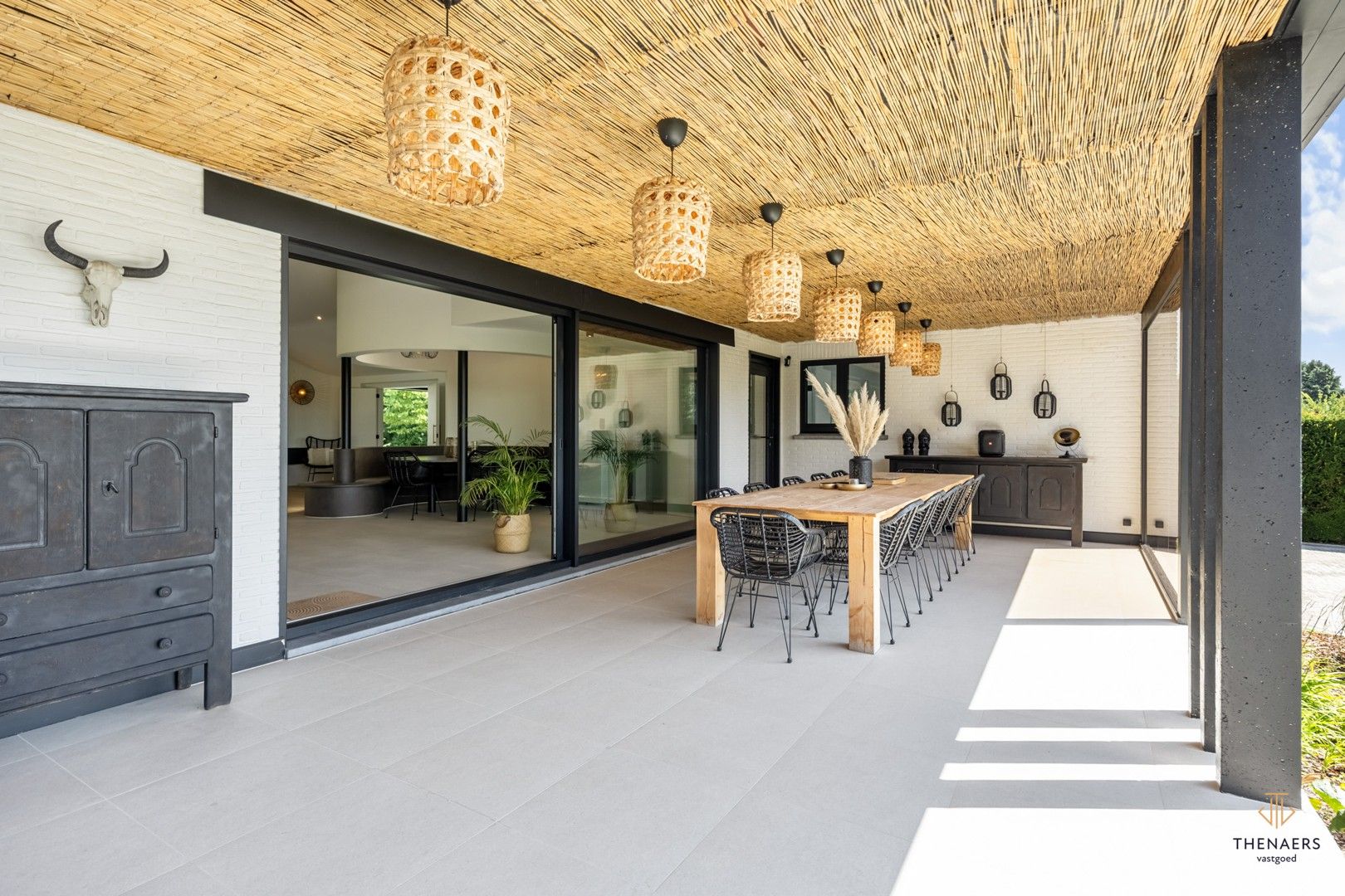 UNIEKE GERENOVEERDE WONING MET 4 SLAAPKAMERS EN PRACHTIG UITZICHT OP DE VELDEN. foto 41