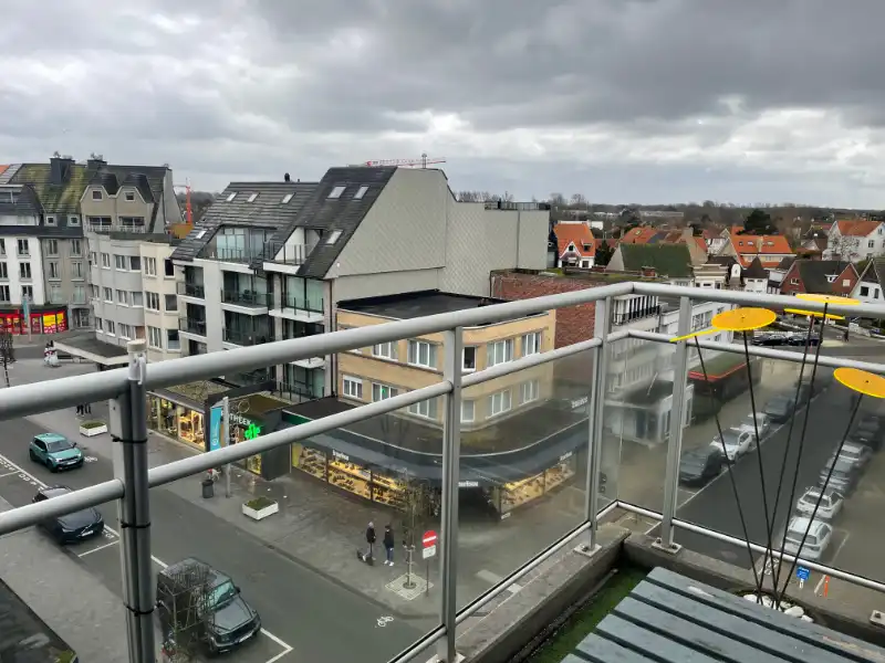 Charmant duplex-appartement met mooie, ruimte terrassen in hartje Koksijde-Bad! foto 15