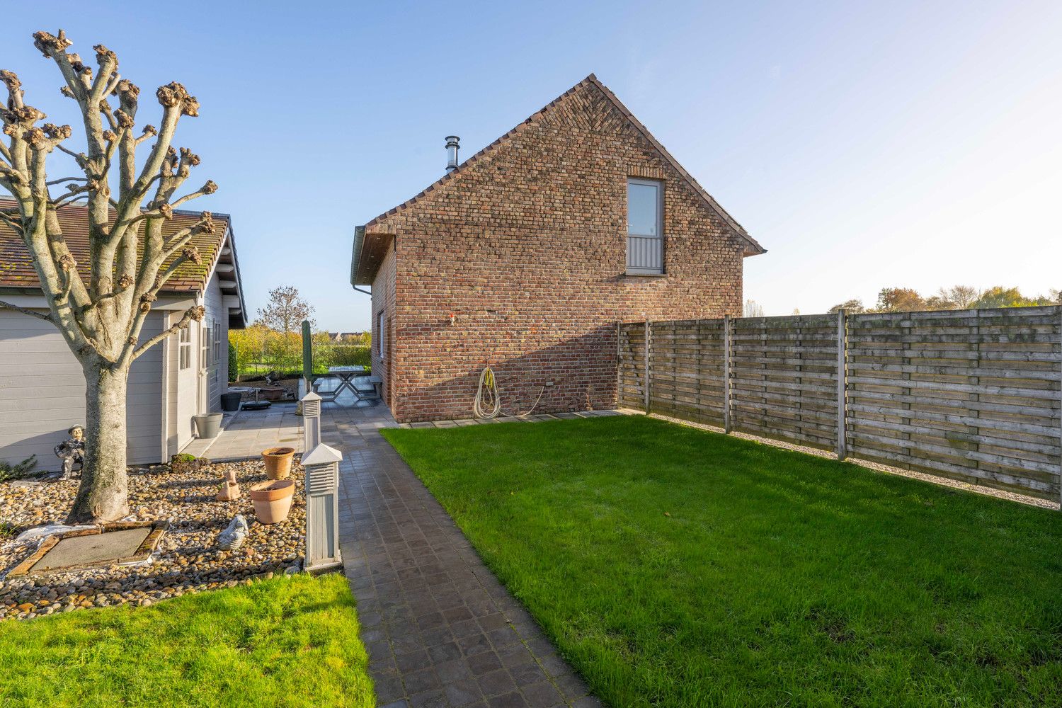 Alleenstaande woning met handelsruimte te Tielt. foto 16