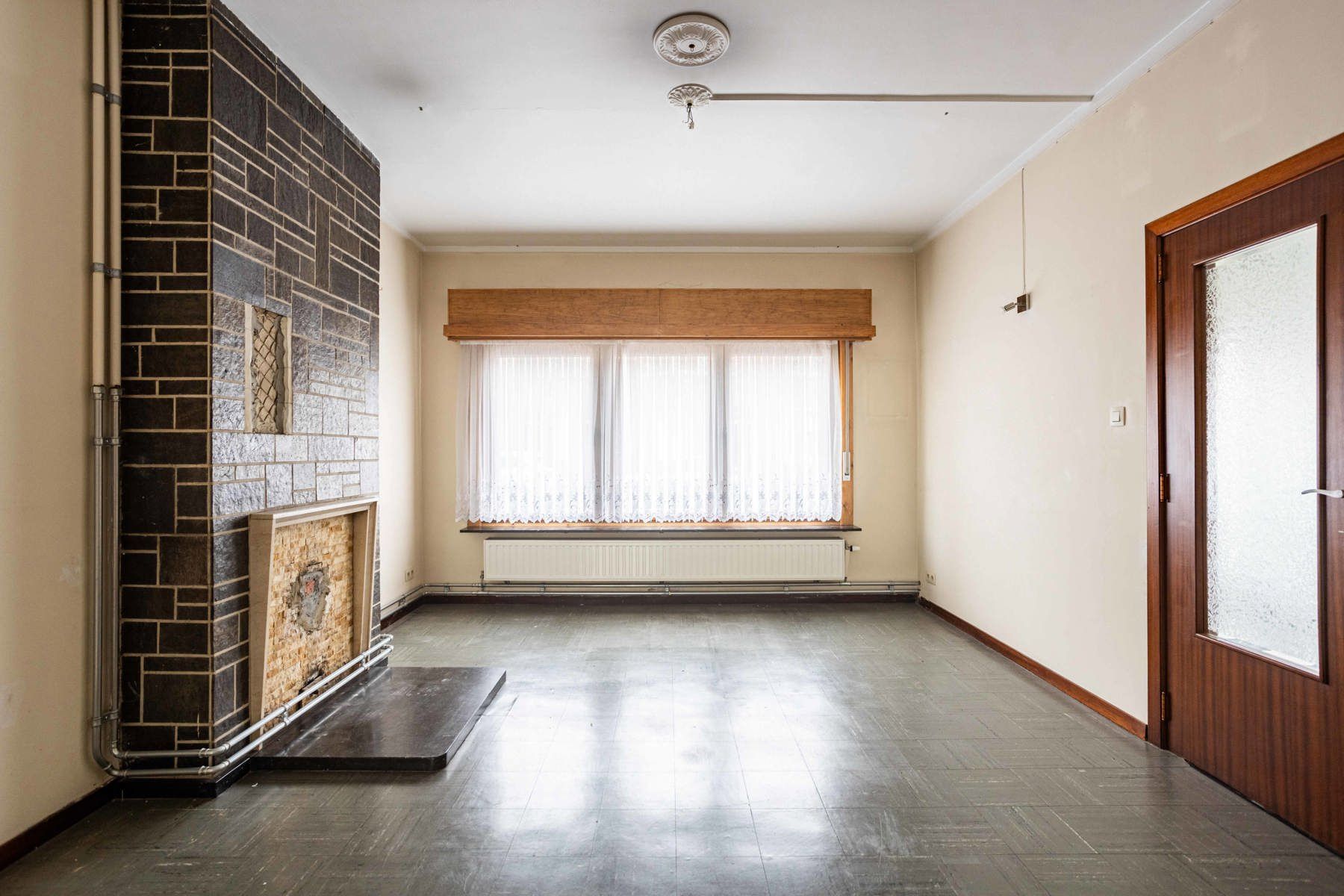 Te koop: solide op te frissen woning met gunstige ligging foto 9