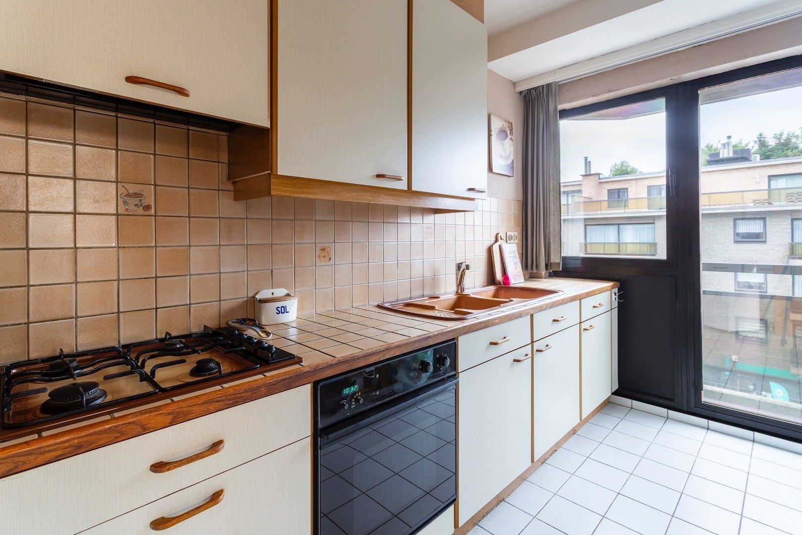 Wonen vlak bij het Rivierenhof in alle comfort foto 7