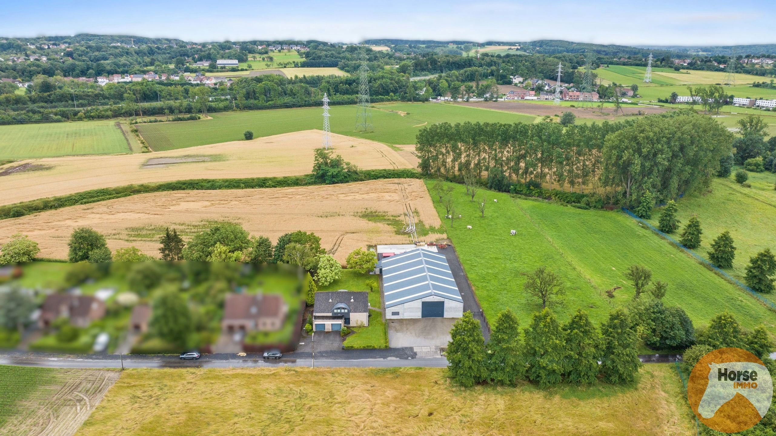 LOT (Beersel) - Unieke Woning met zeer grote loods op 2,1ha foto 2