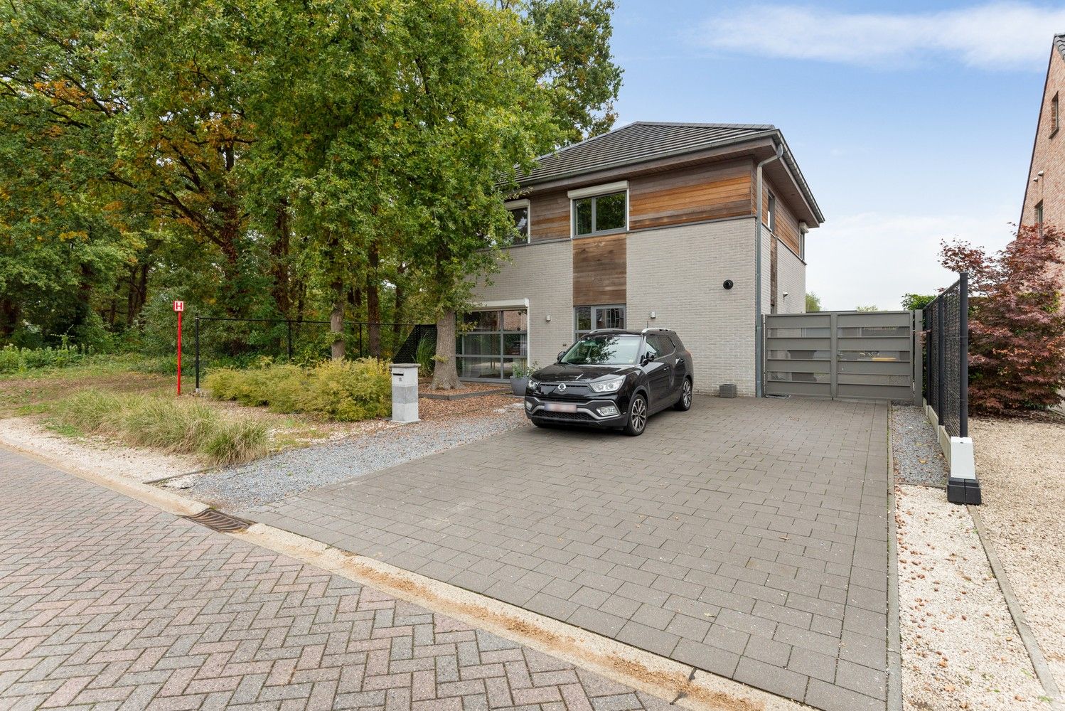 Recente open bebouwing met tuin en 4 slaapkamers te Sint-Job! foto 31