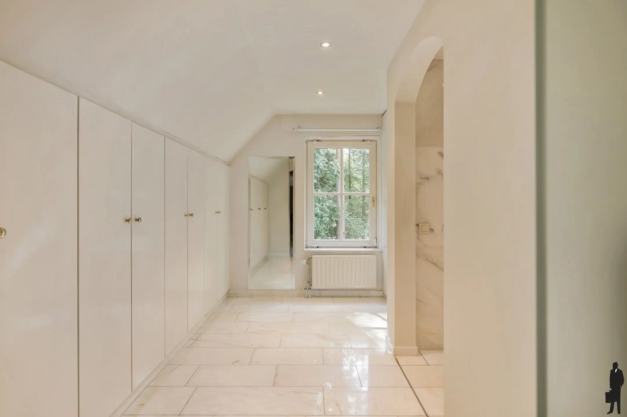 Op absolute toplocatie gelegen villa! foto 21