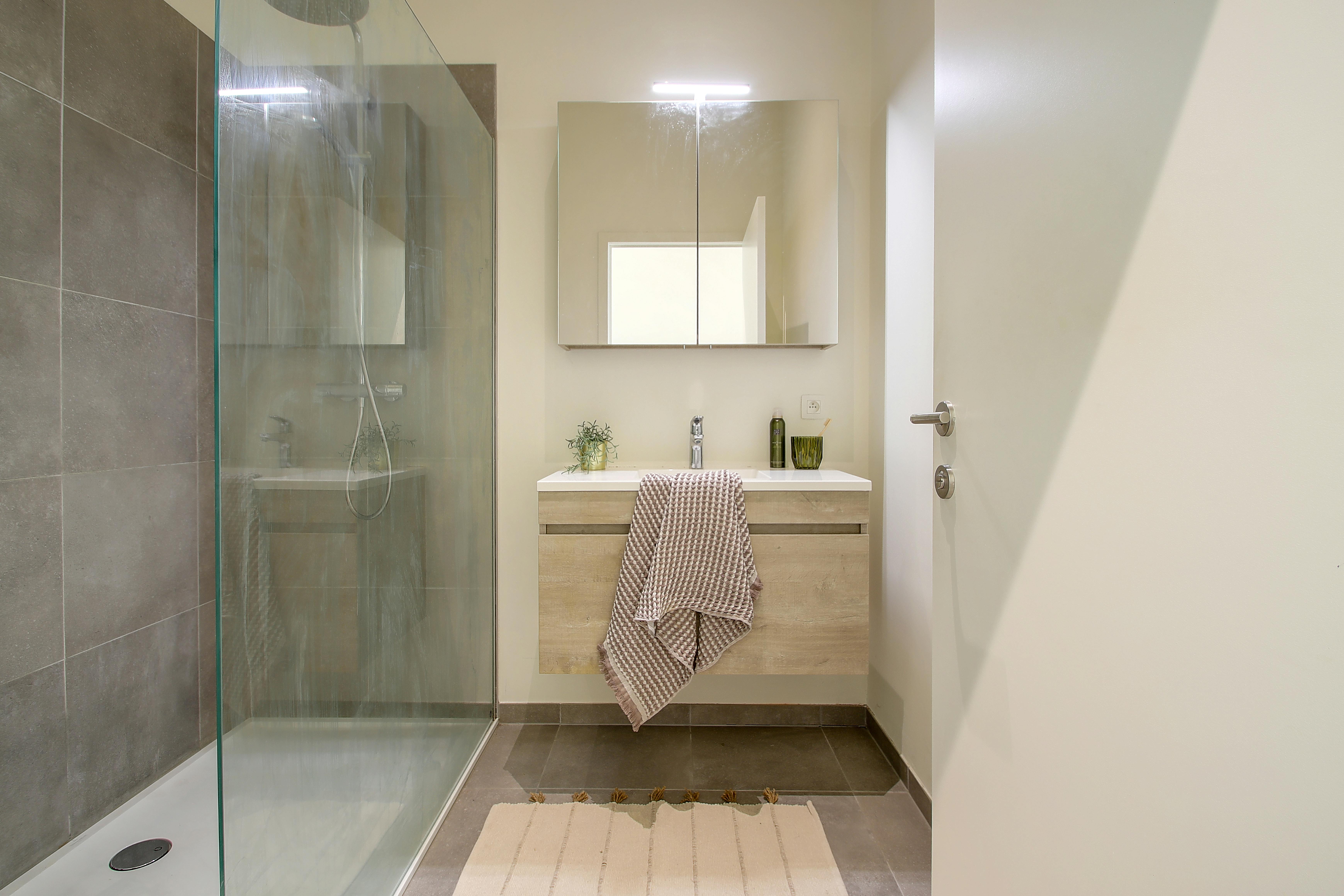 Centraal gelegen lichtrijk appartement te koop in centrum foto 6