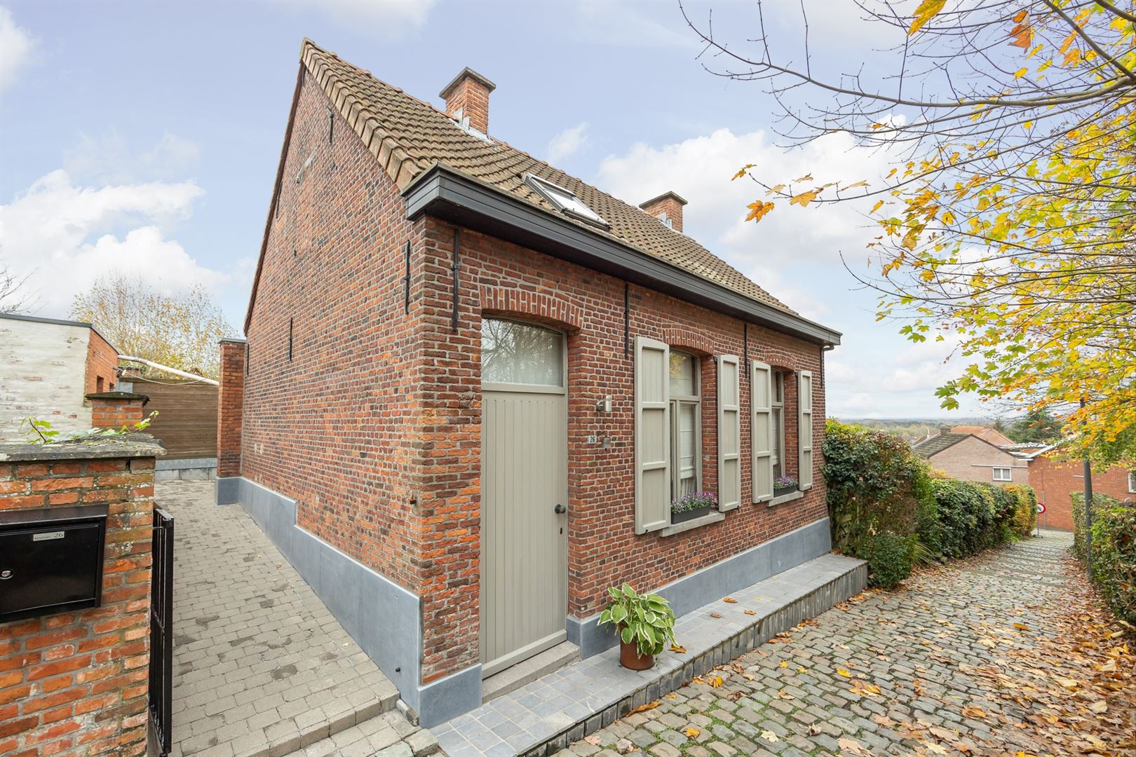 Knusse woning op den berg! Met tuin en garage! foto 15