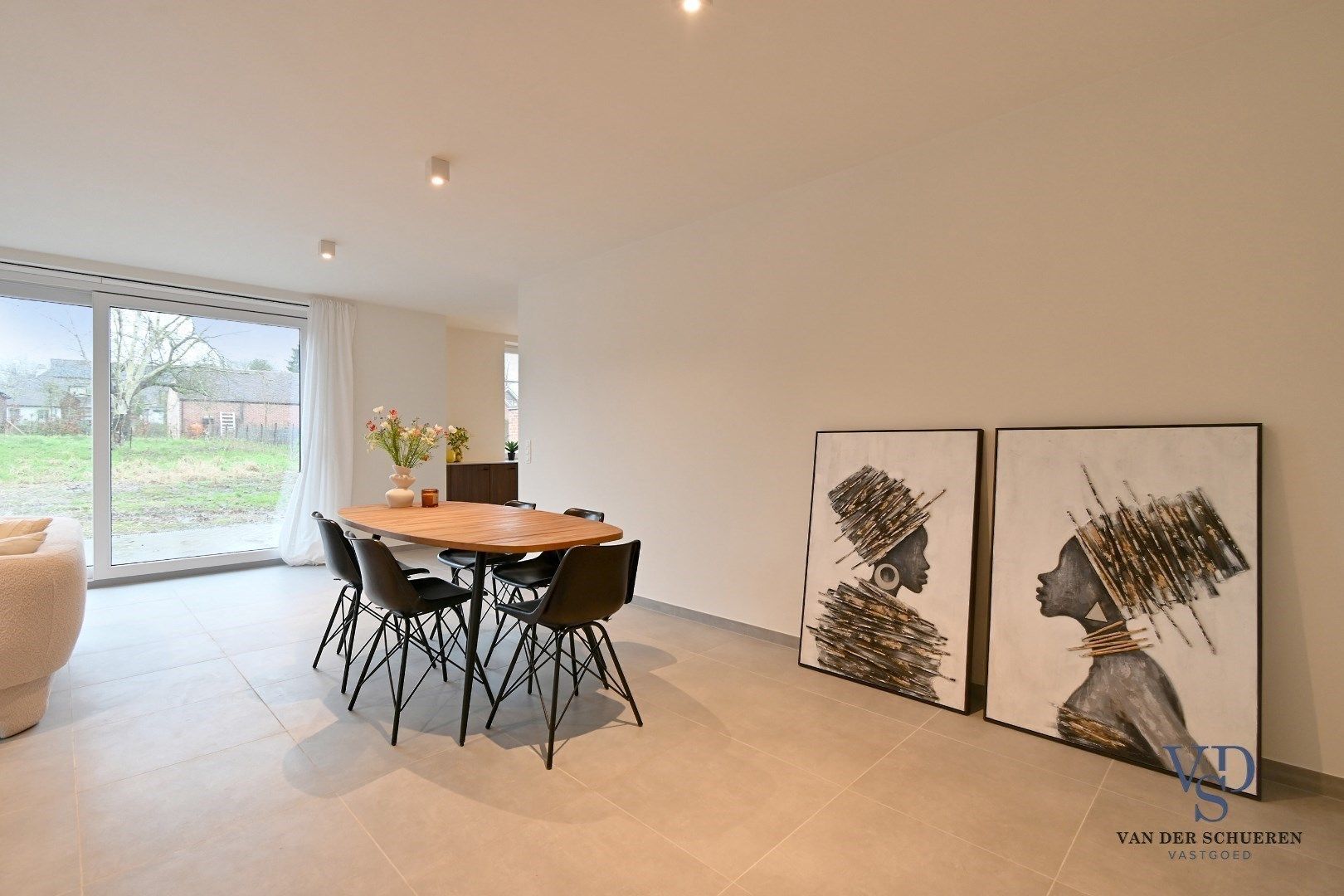 Uitzonderlijke BEN-woning nabij Tiegembos. foto 7
