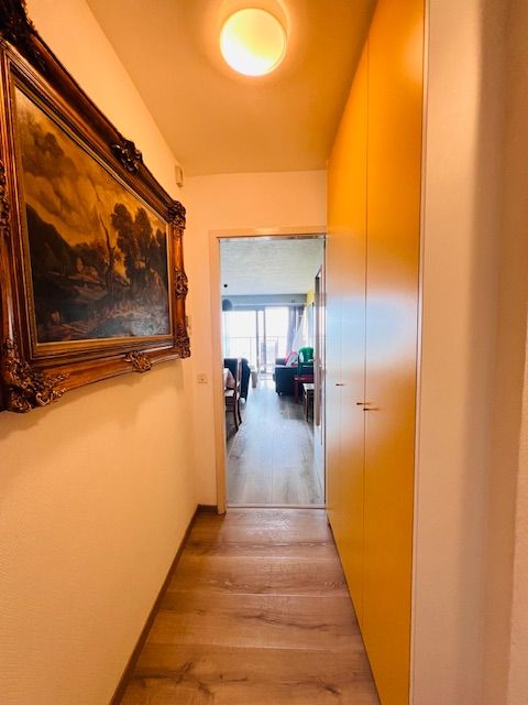 Ruim appartement met 3 slaapkamers en frontaal zeezicht foto 17