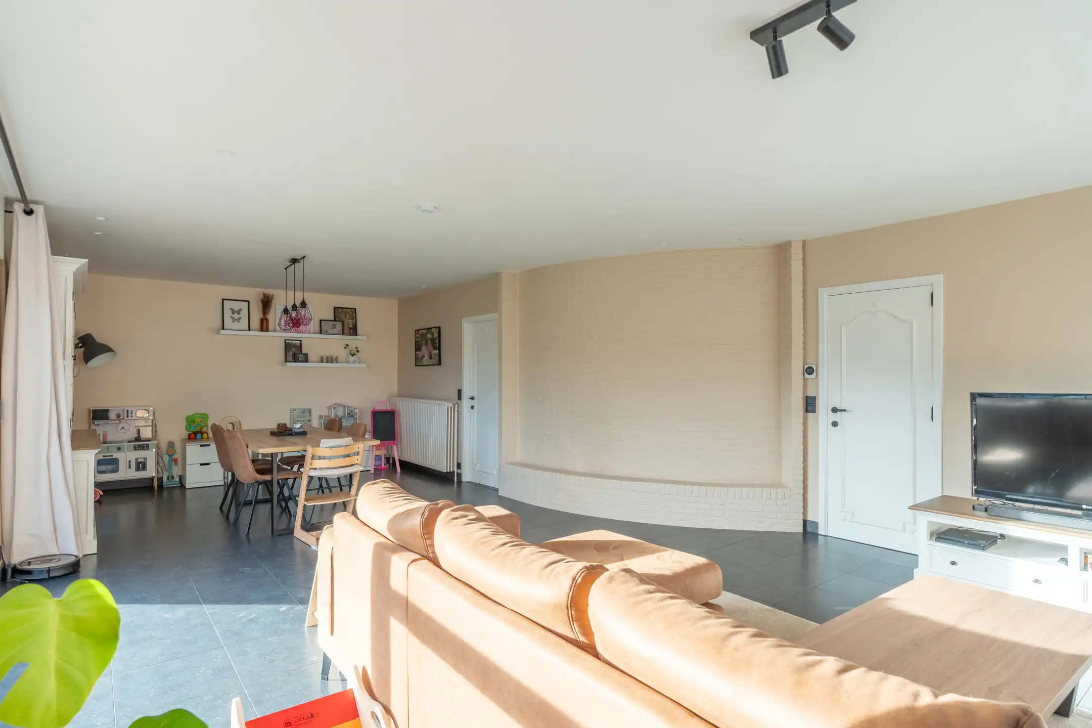 Instapklare woning met 3-4 slpks in rustige wijk te Turnhout foto 9