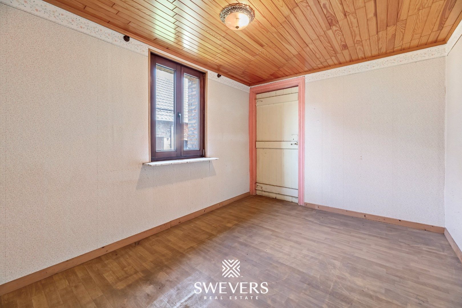 Karaktervolle woonst met renovatiepotentieel te Beverlo foto 15