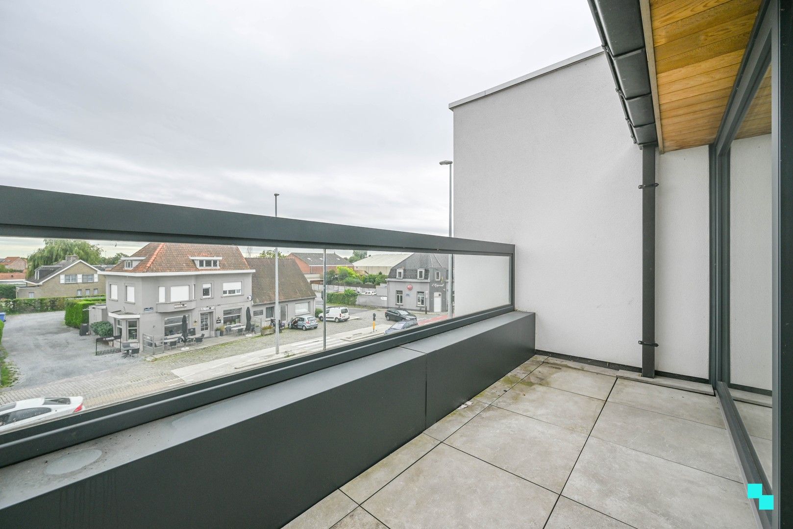 Gunstig gelegen tweeslaapkamerappartement te Beveren-Leie foto 8