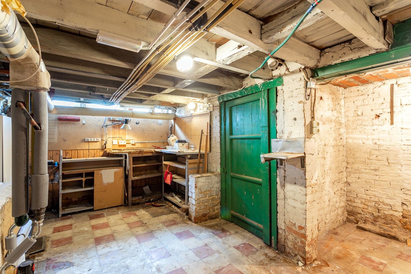 Ruime woning centrum Halle, 4 slpks en tuin foto 16