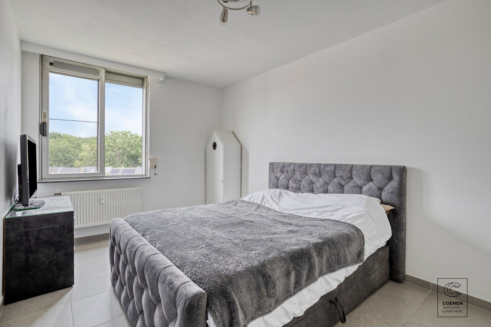 Instapklaar appartement met 2 slpk's nabij het centrum van Schoten foto 9