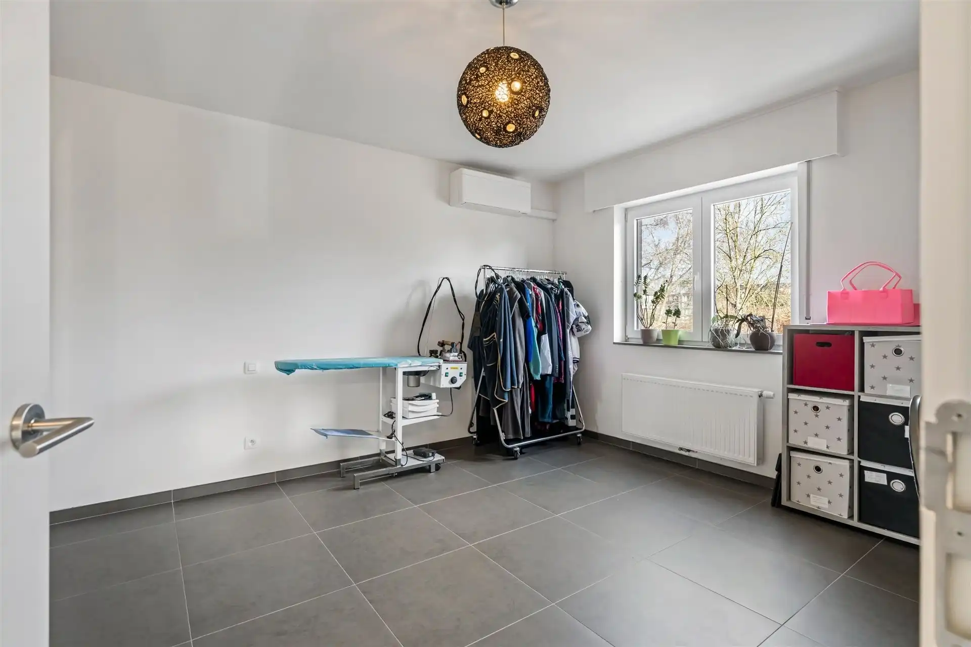 Instapklare gezinswoning met polyvalente ruimte in het hartje van Meerdonk foto 16