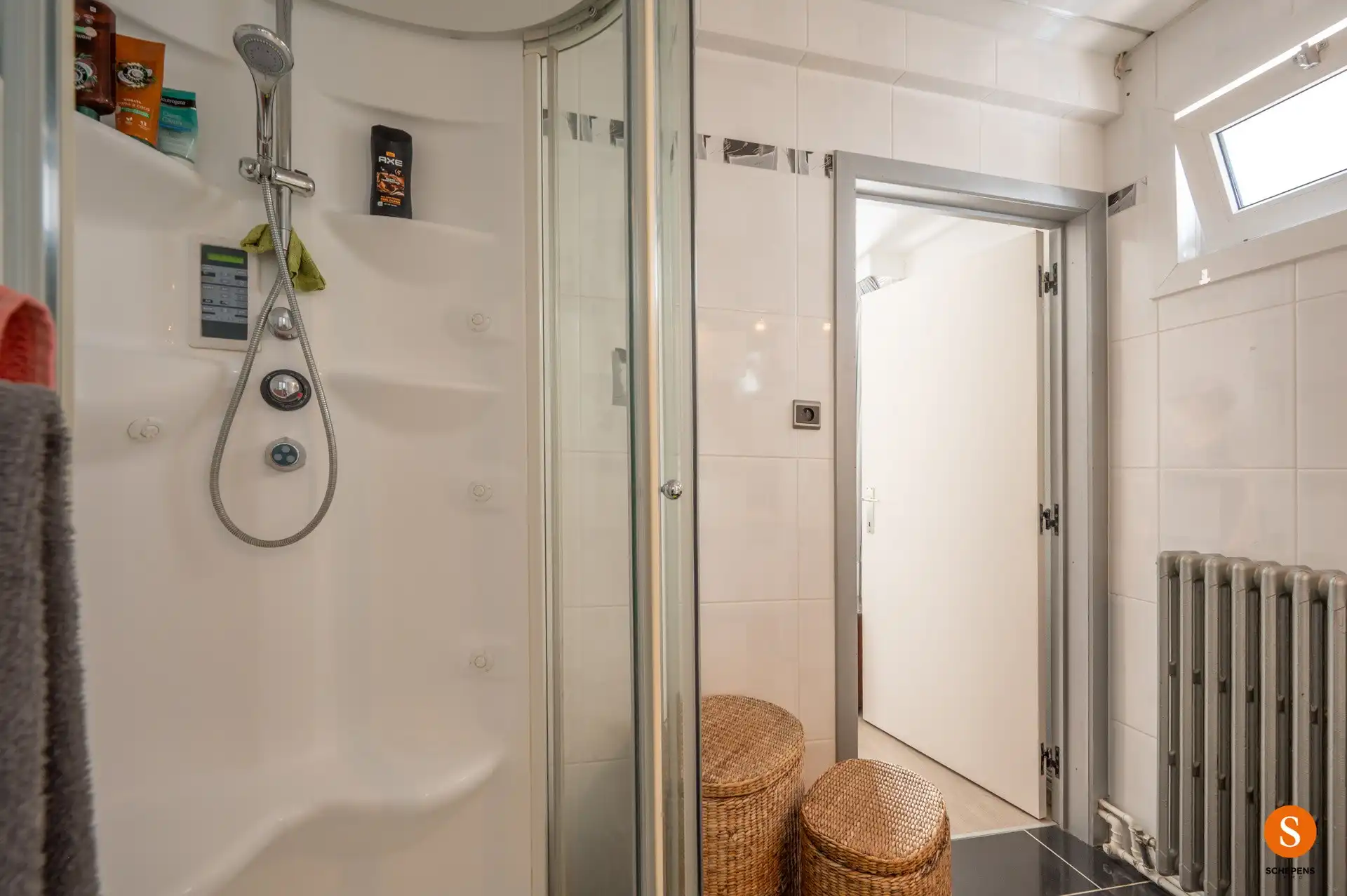 TE KOOP – Verhuurde B&B met 7 kamers én privé-woonst voor uitbaters in hartje De Haan. foto 10