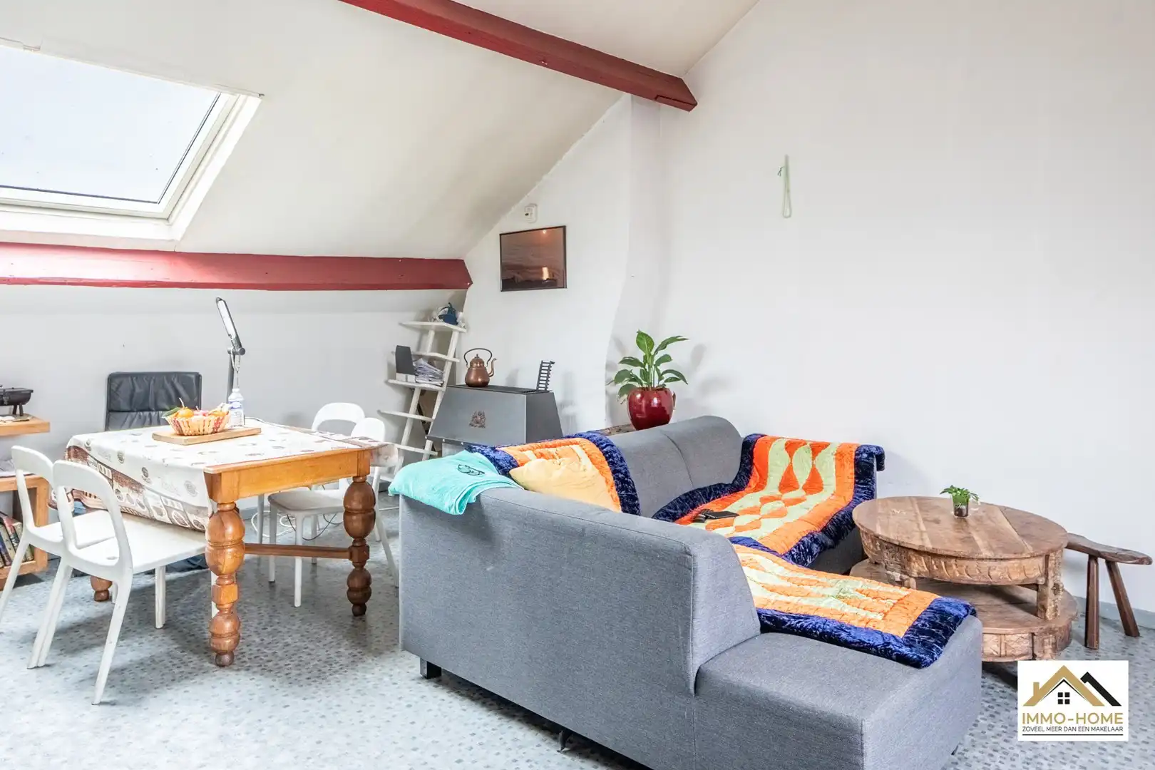 Opbrengsteigerndom met vijf appartementen foto 25