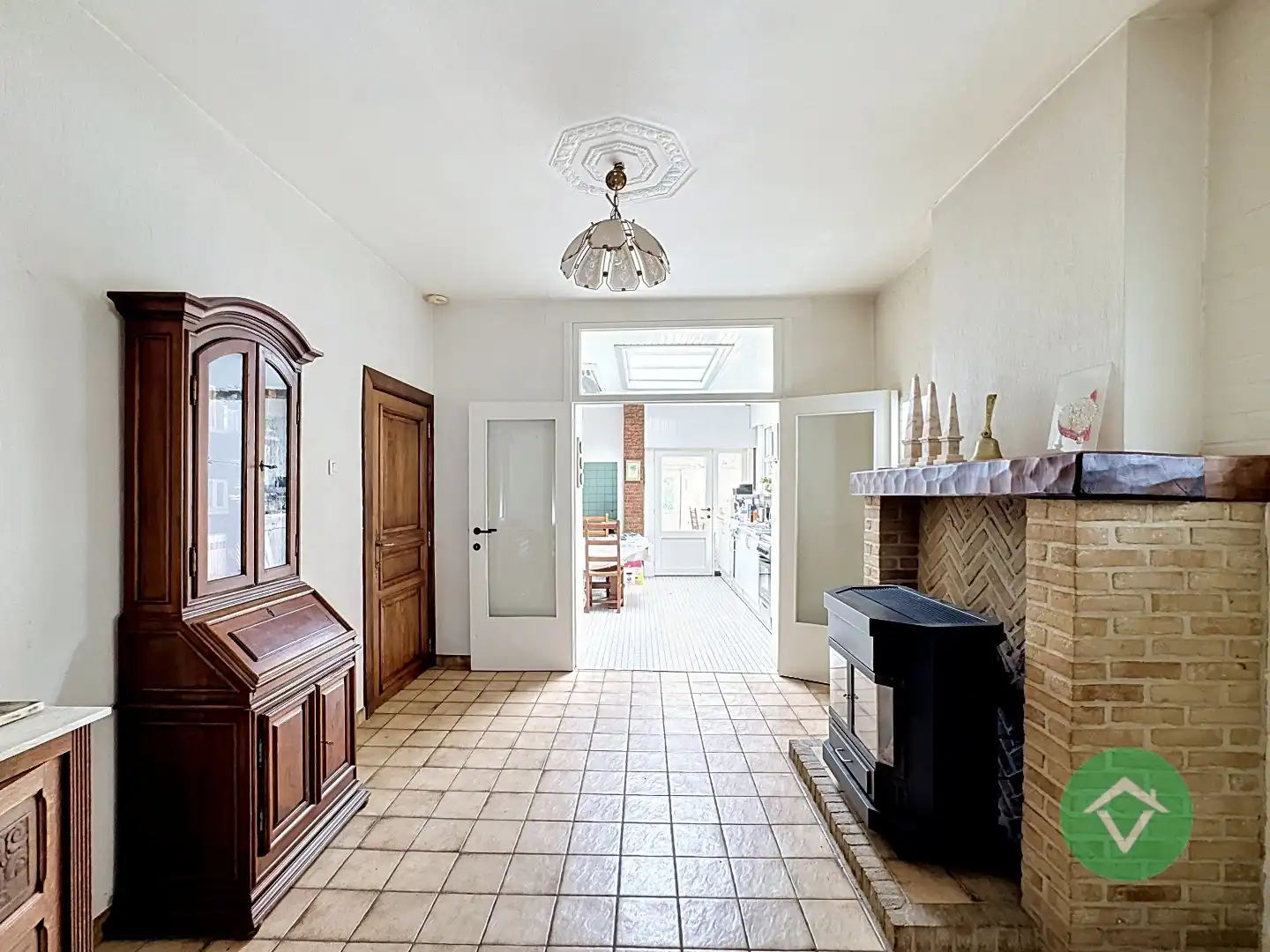 Woning met 3 slaapkamers en tuin te Eernegem foto 5