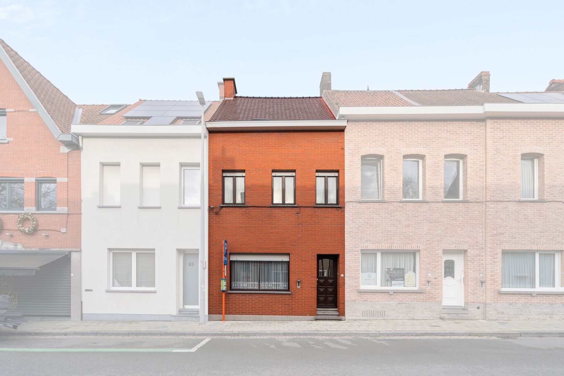 Hoofdfoto van de publicatie: Karaktervolle woning met dubbele garage!