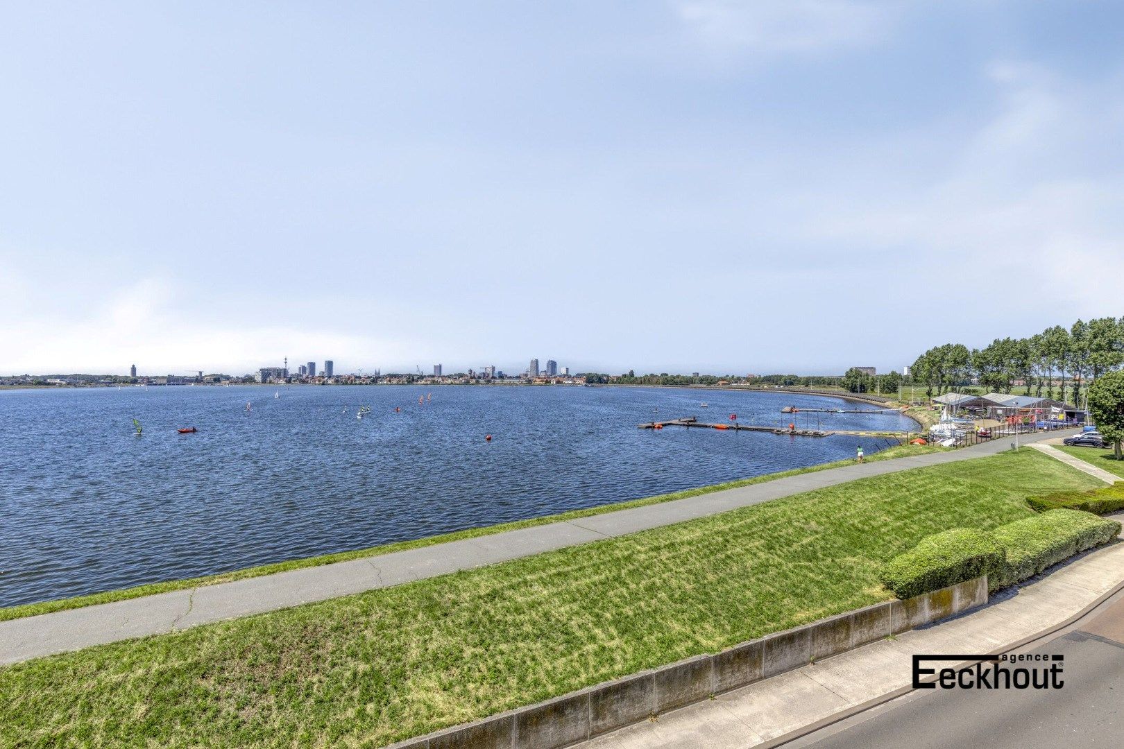 Luxe penthouse met prachtig zicht over de Spuikom foto 23