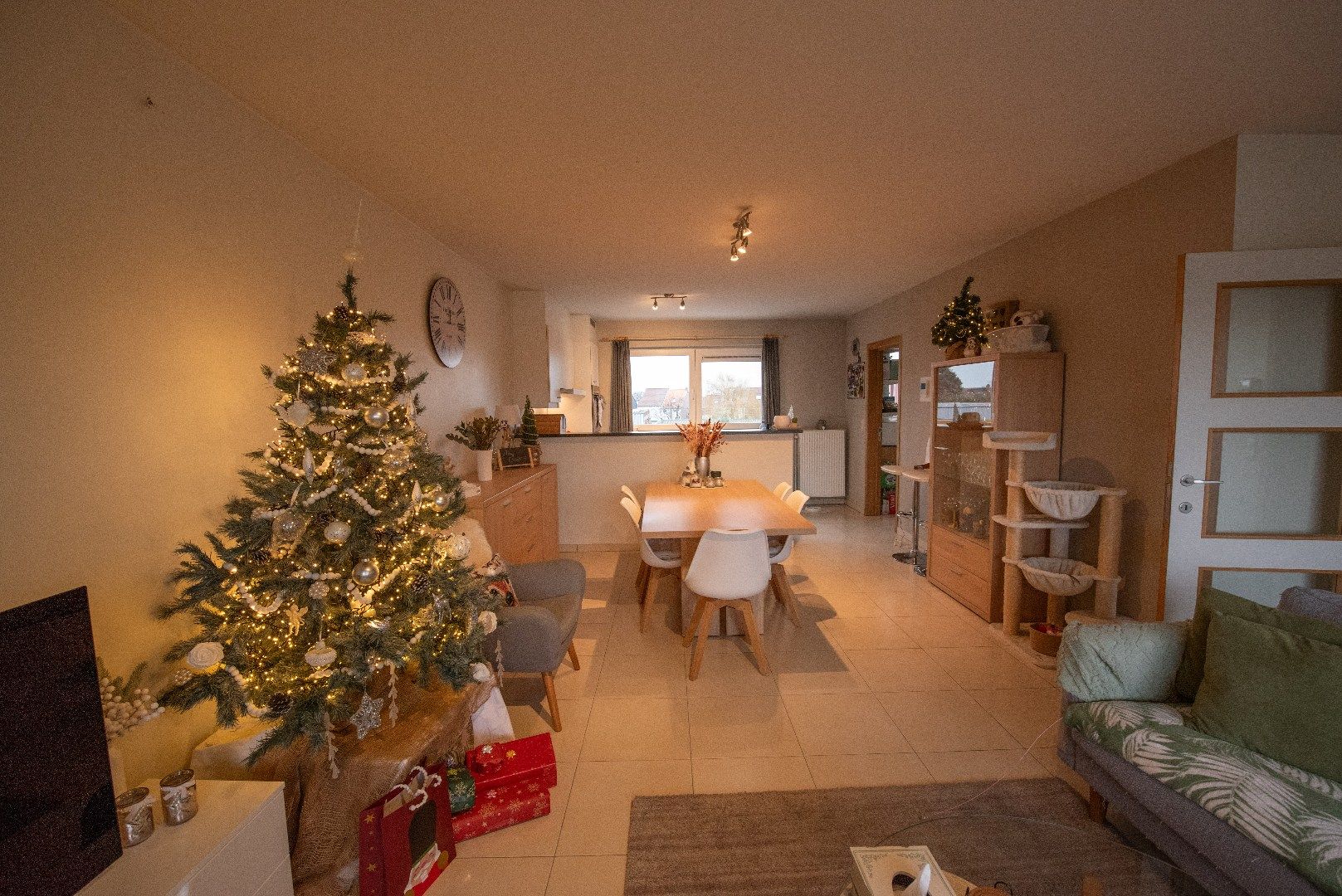 Instapklaar appartement met 2 slaapkamers te huur in Waregem foto 7