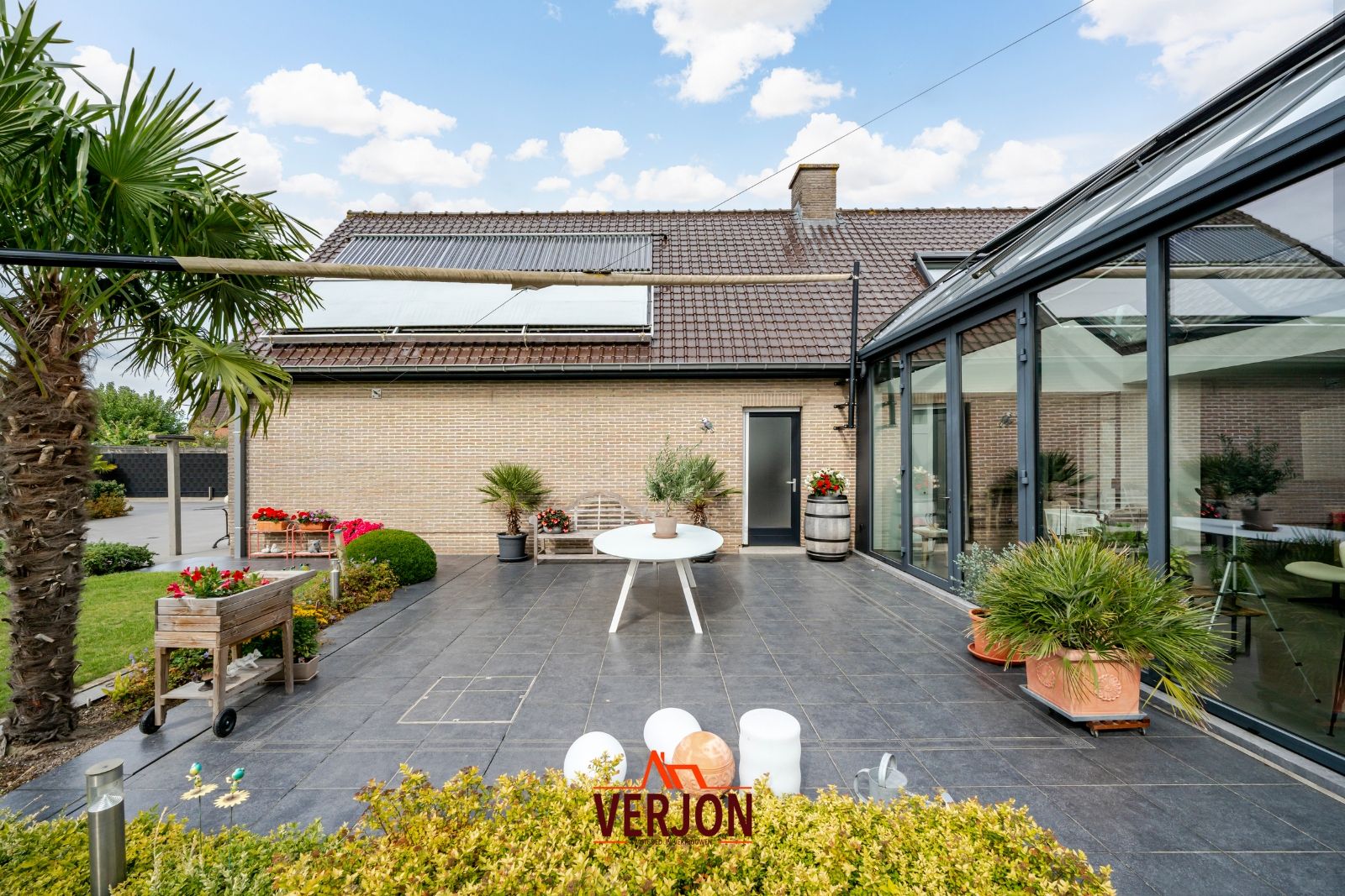Kijkdag 11/10/2025 tussen 11 en 12 uur! Exclusieve woning met hangaar en luxueuze leefruimtes foto 8
