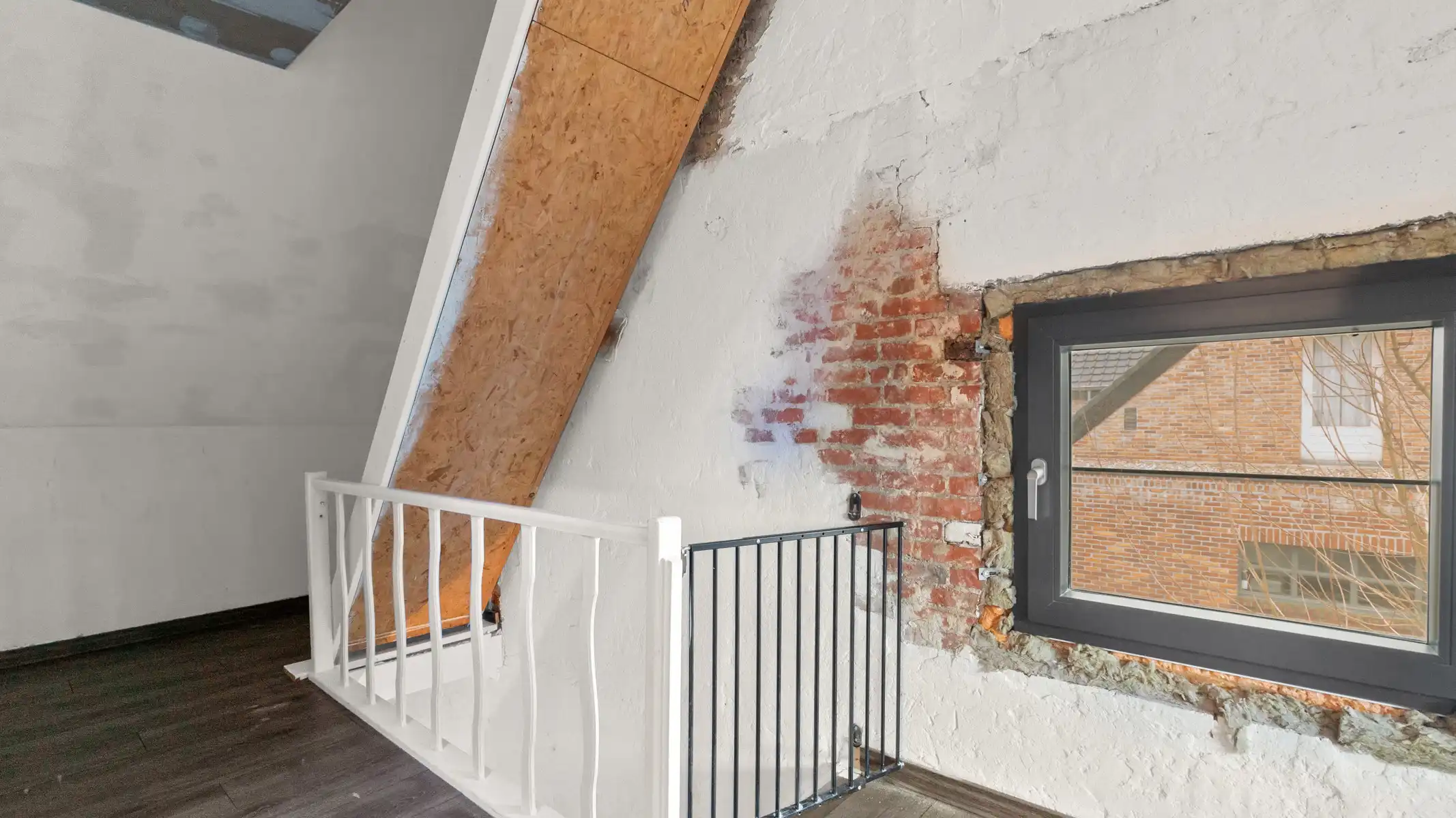 Gerenoveerde woning met diverse bijgebouwen te Morkhoven foto 14