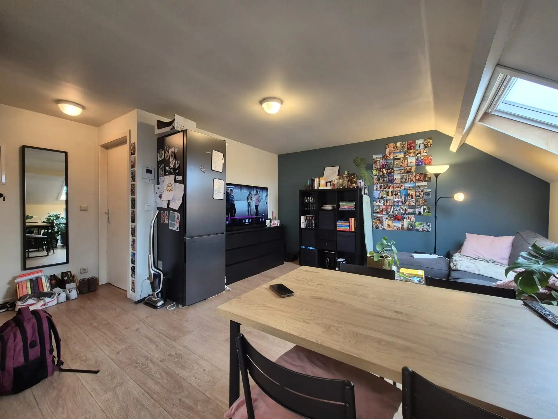 Gunstig gelegen dakappartement aan station.  foto 3