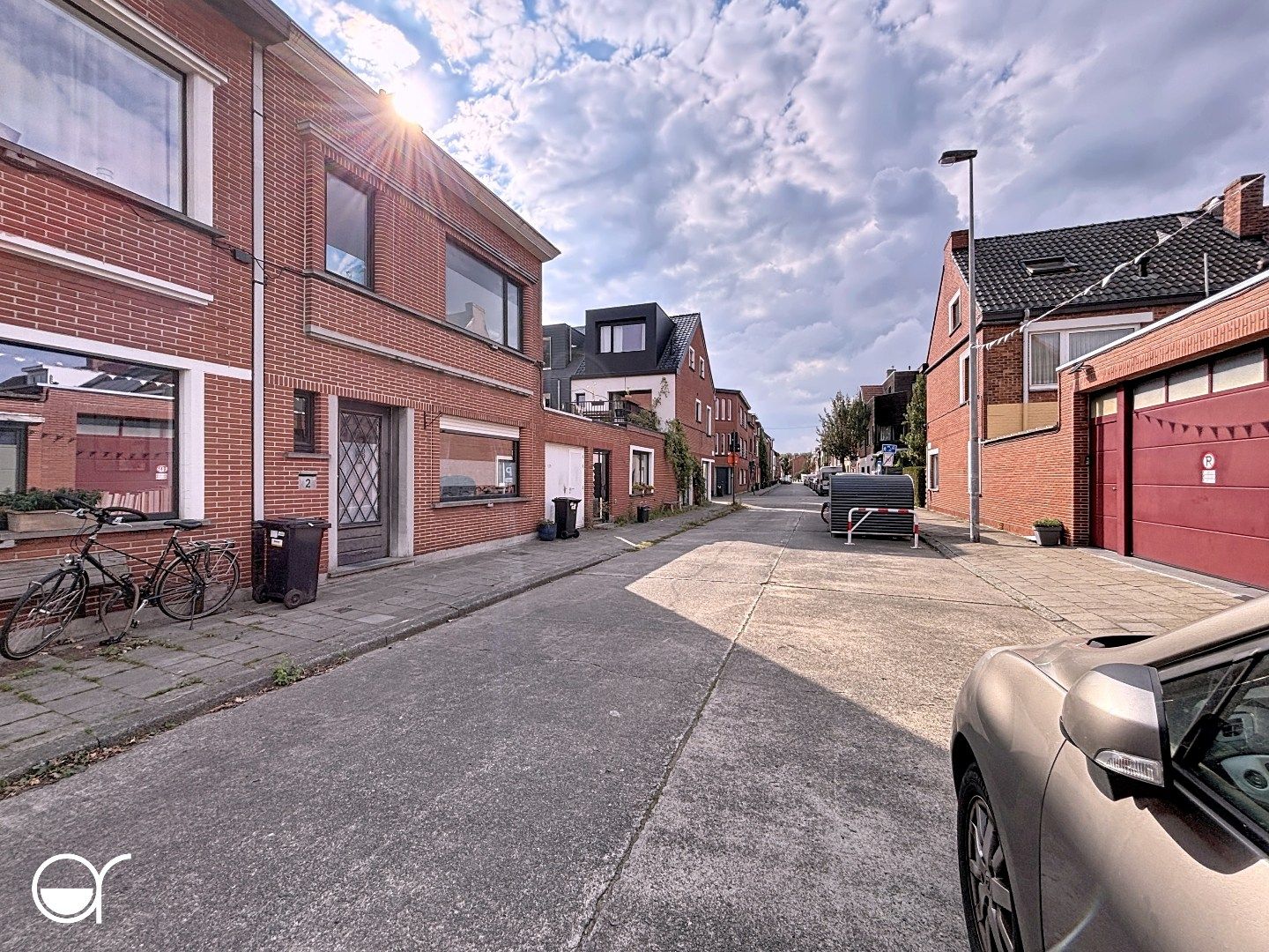 Te renoveren woning met zonnige tuin aan de Bourgoyen. foto 25