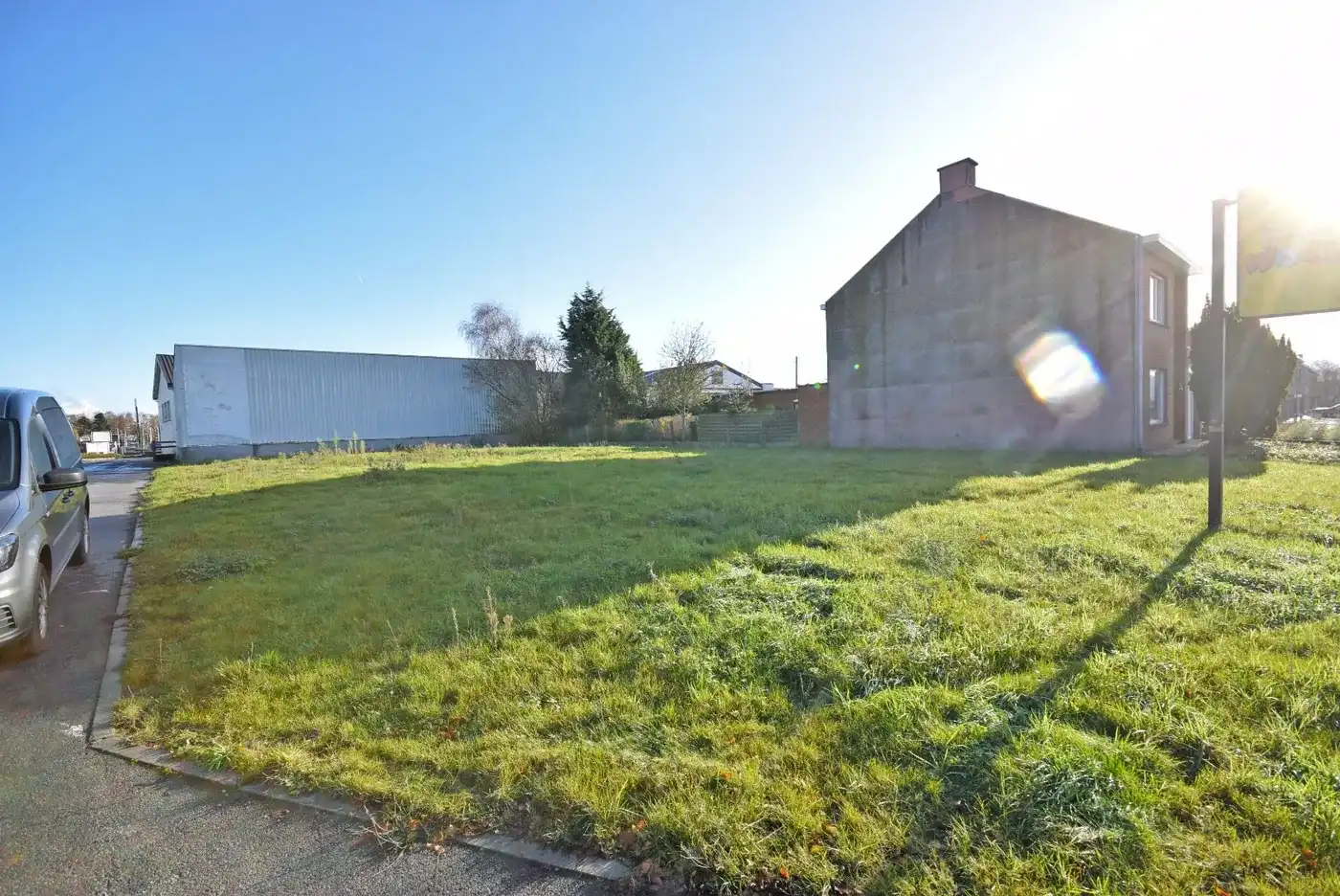 HANDELSRUIMTE/LOODS  EN BOUWGROND IN MAMMOET CENTRUM TE ROESELARE  foto 9