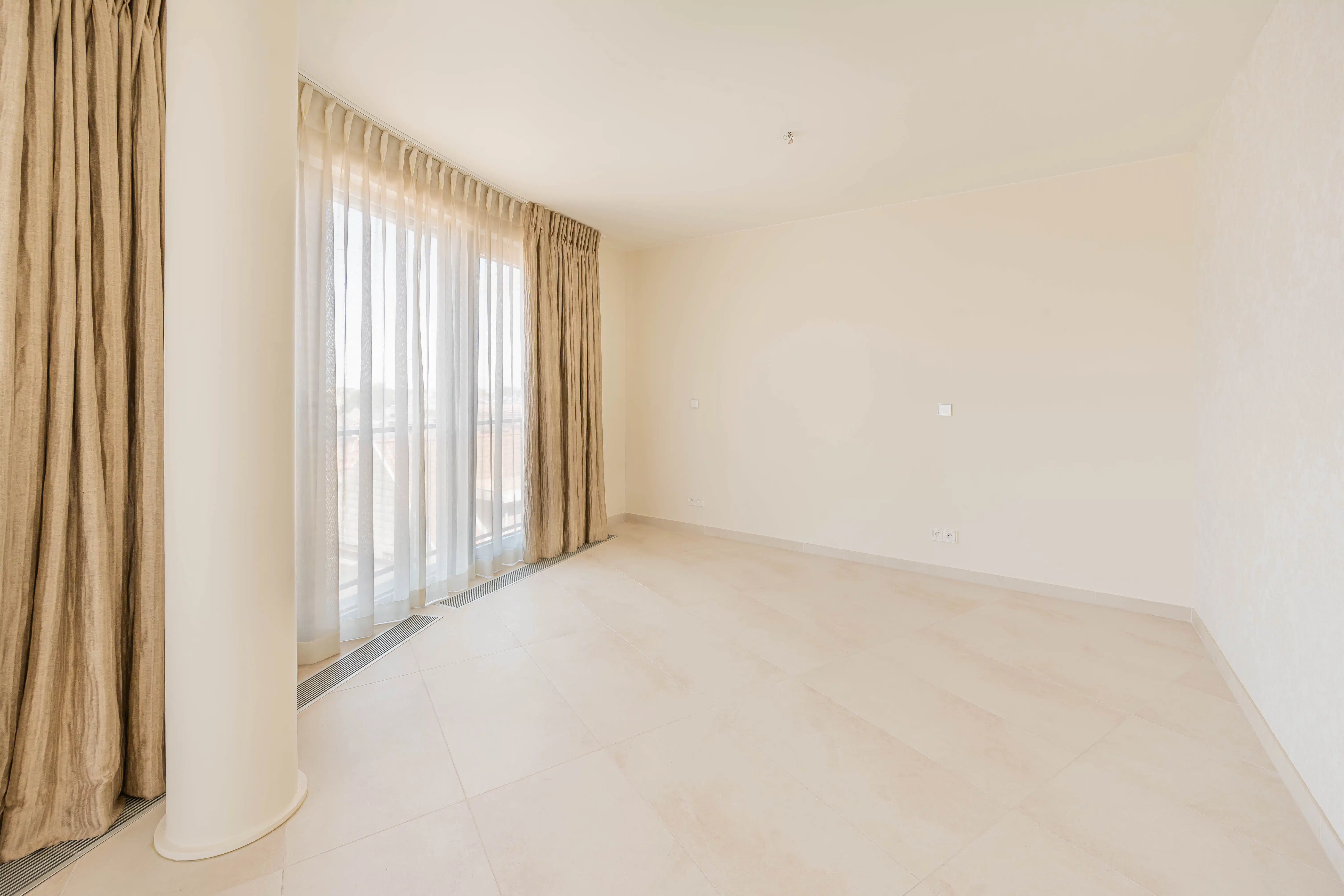 High-end serviceflat in hartje Willebroek foto 18