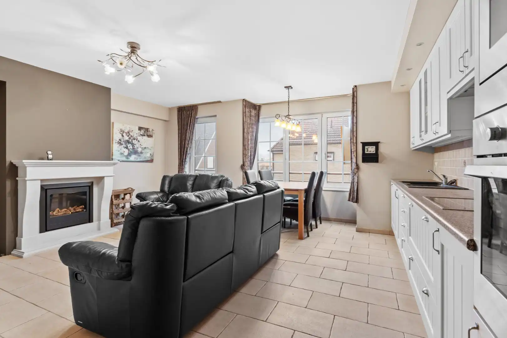 Leuk appartement met 2 slpks. en zongericht terras foto 3