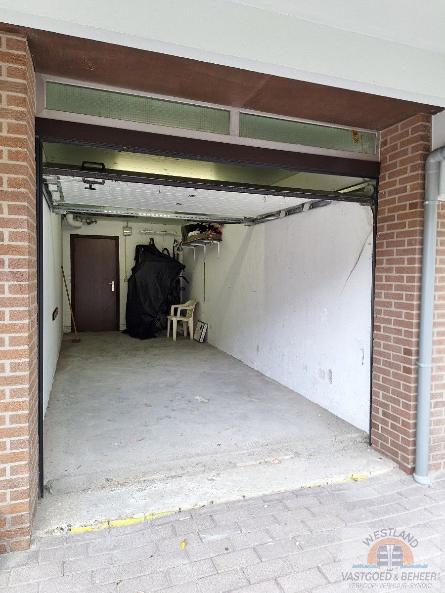 Garage foto 2