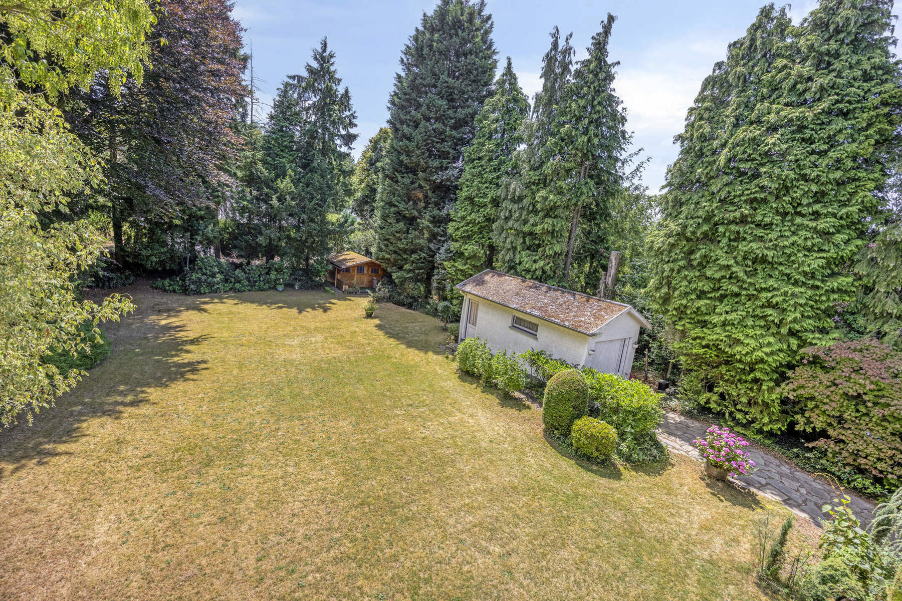 Thuiskomen in een oase van groen op 16a 26ca foto 28