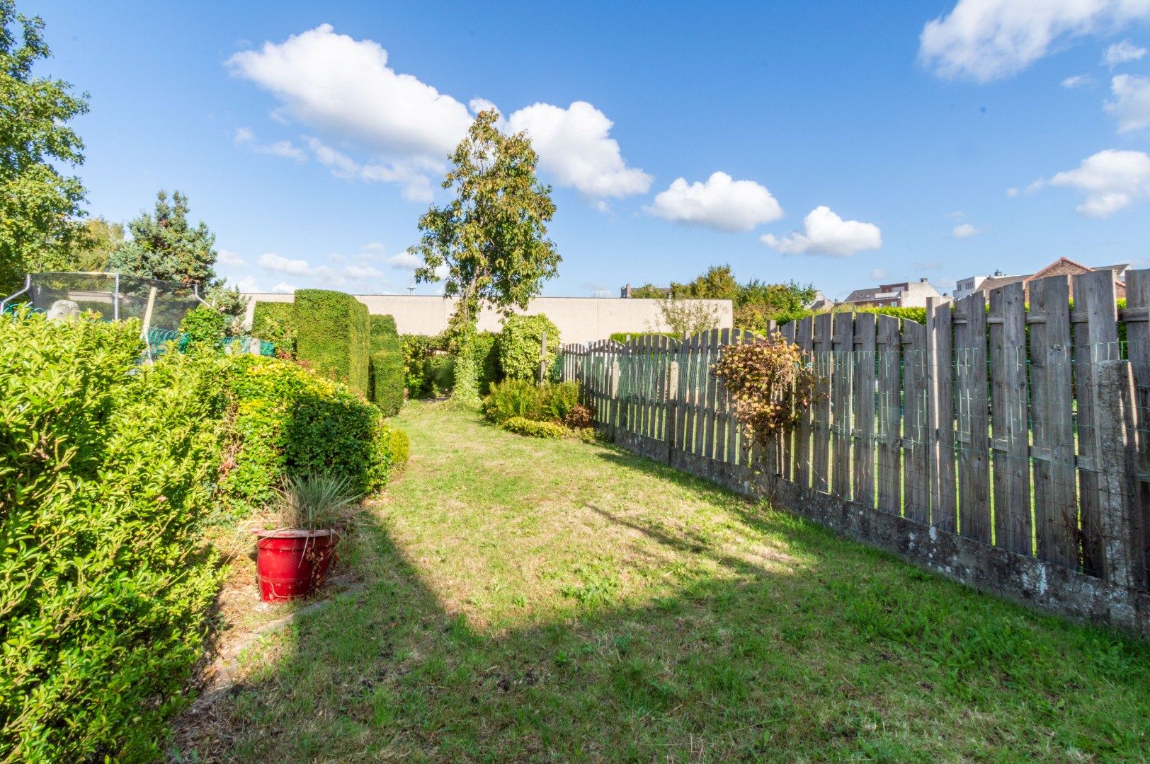 TOPLIGGING: WONING MET 3 SLAAPKAMERS + TUIN ! foto 12