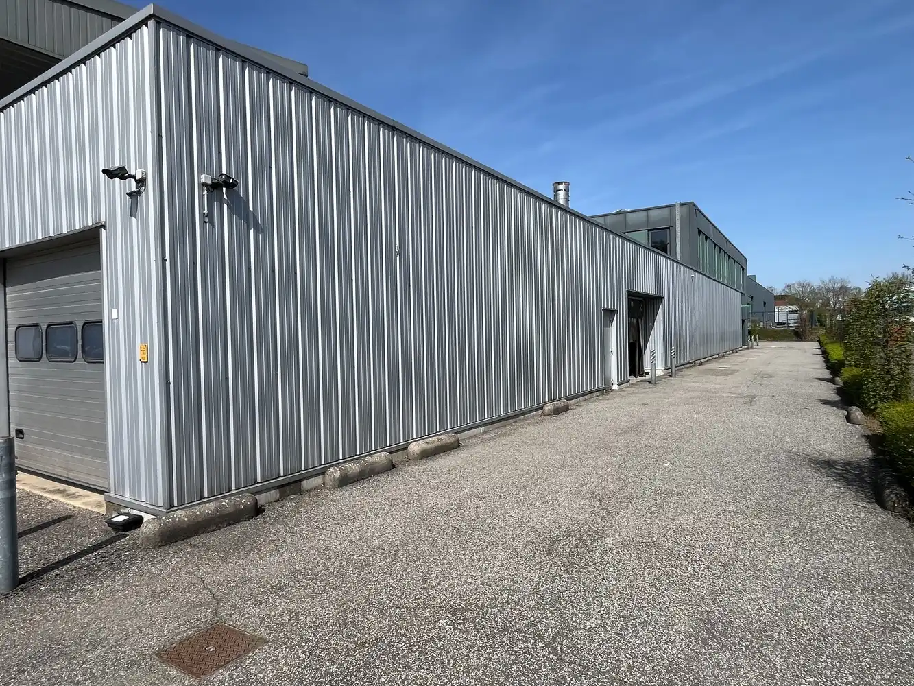 Bedrijfsgebouw 1780m² op 30a63ca foto 4