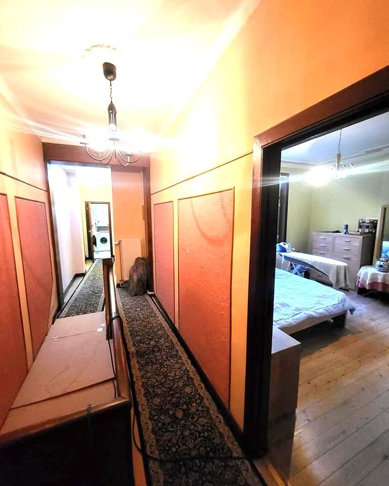 Depot met ruim bovenliggend appartement. foto 12