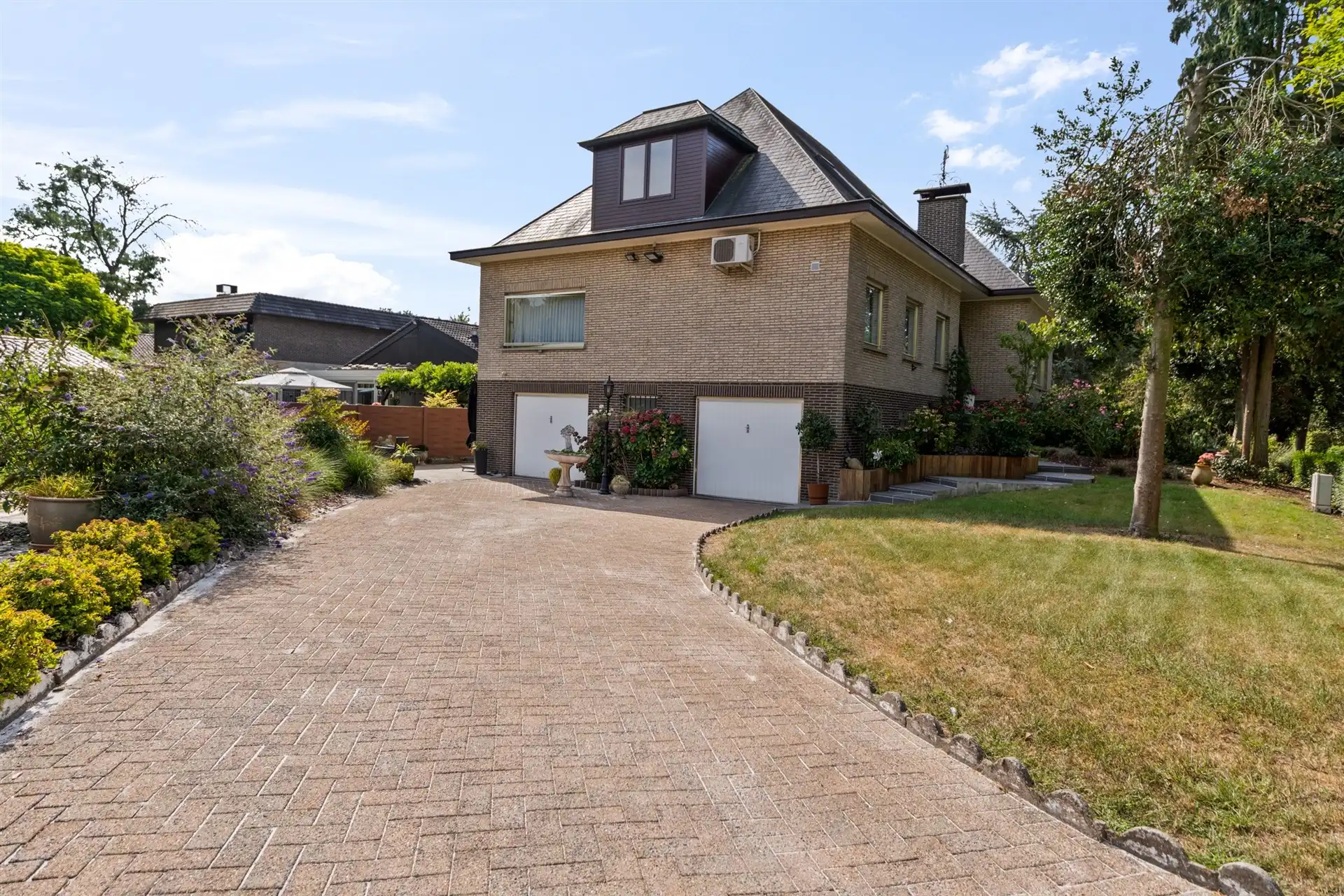 Riante villa op een mooie en rustige locatie. foto 27