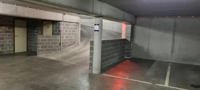 Garage te huur Vennestraat 1/AS2 - 8790 Waregem