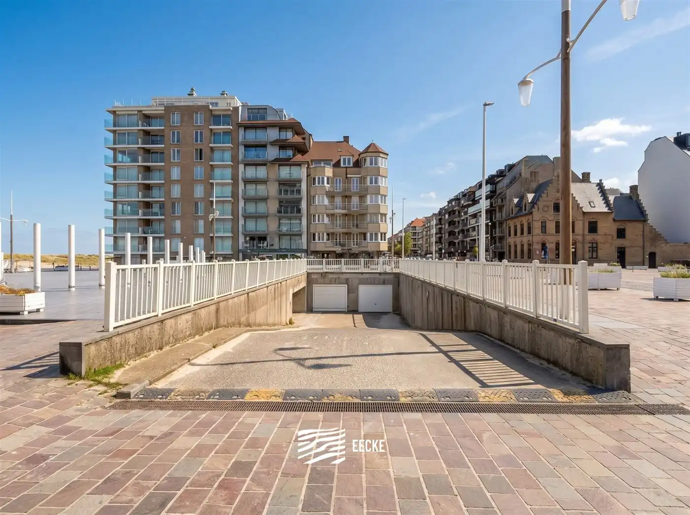 Parking - gesloten garagebox foto 2