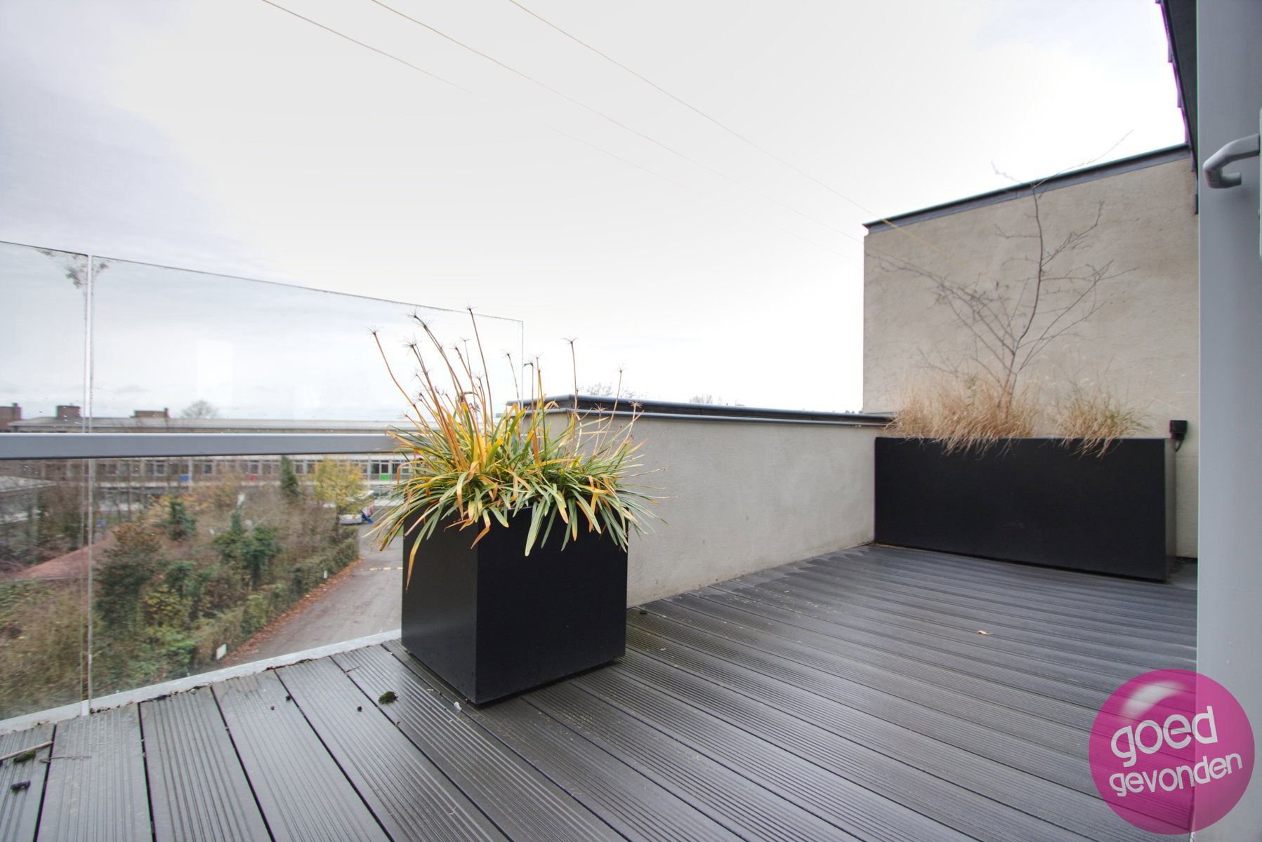 HERENHUIS - 2 SLK - 3 TERRASSEN - 2 LIVINGS - MODERN foto 22