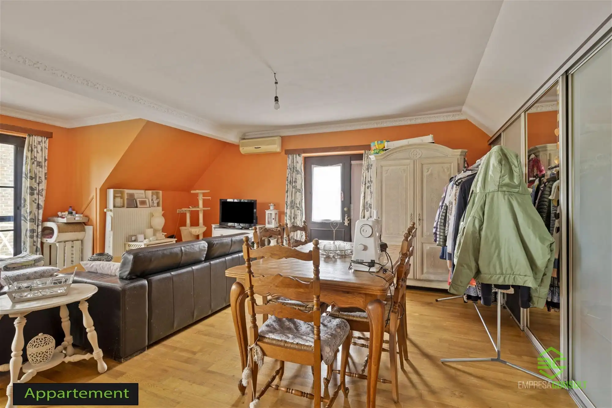 Ruime woning met 8 slpk + 1 magazijn op 21a 24ca! foto 51